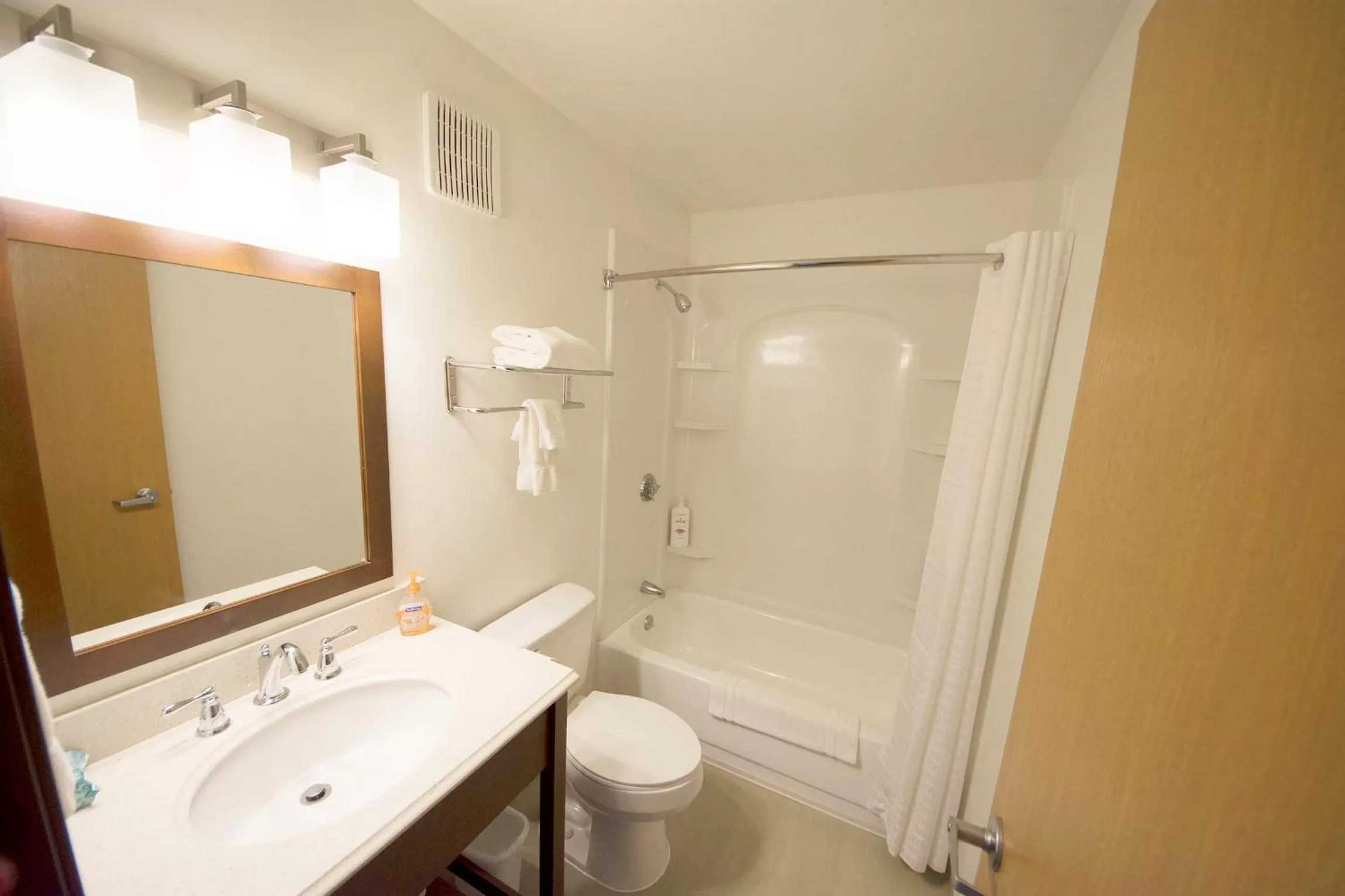 Shower in Rewak Studios