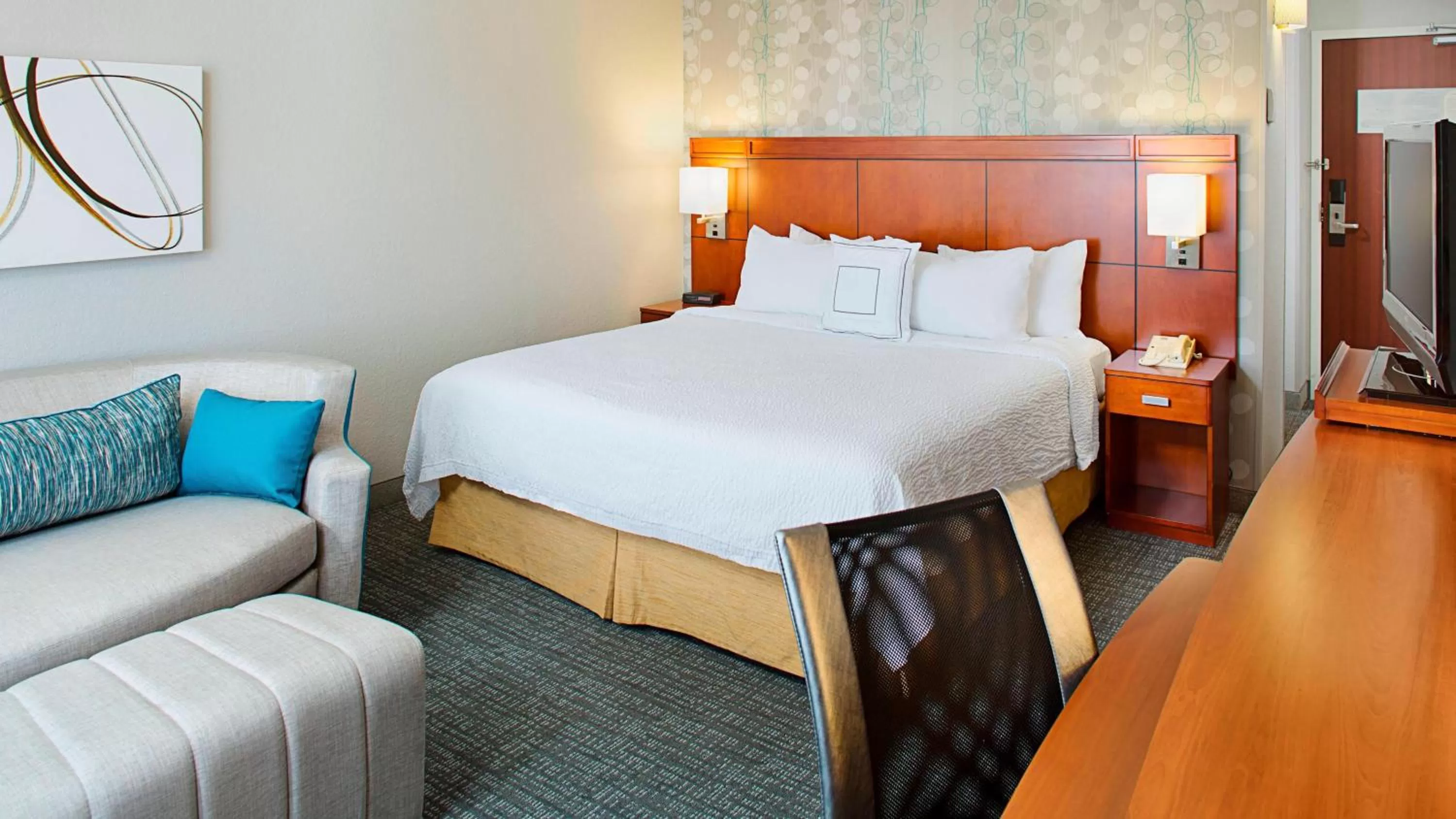 Bed in Courtyard by Marriott Tucson Williams Centre