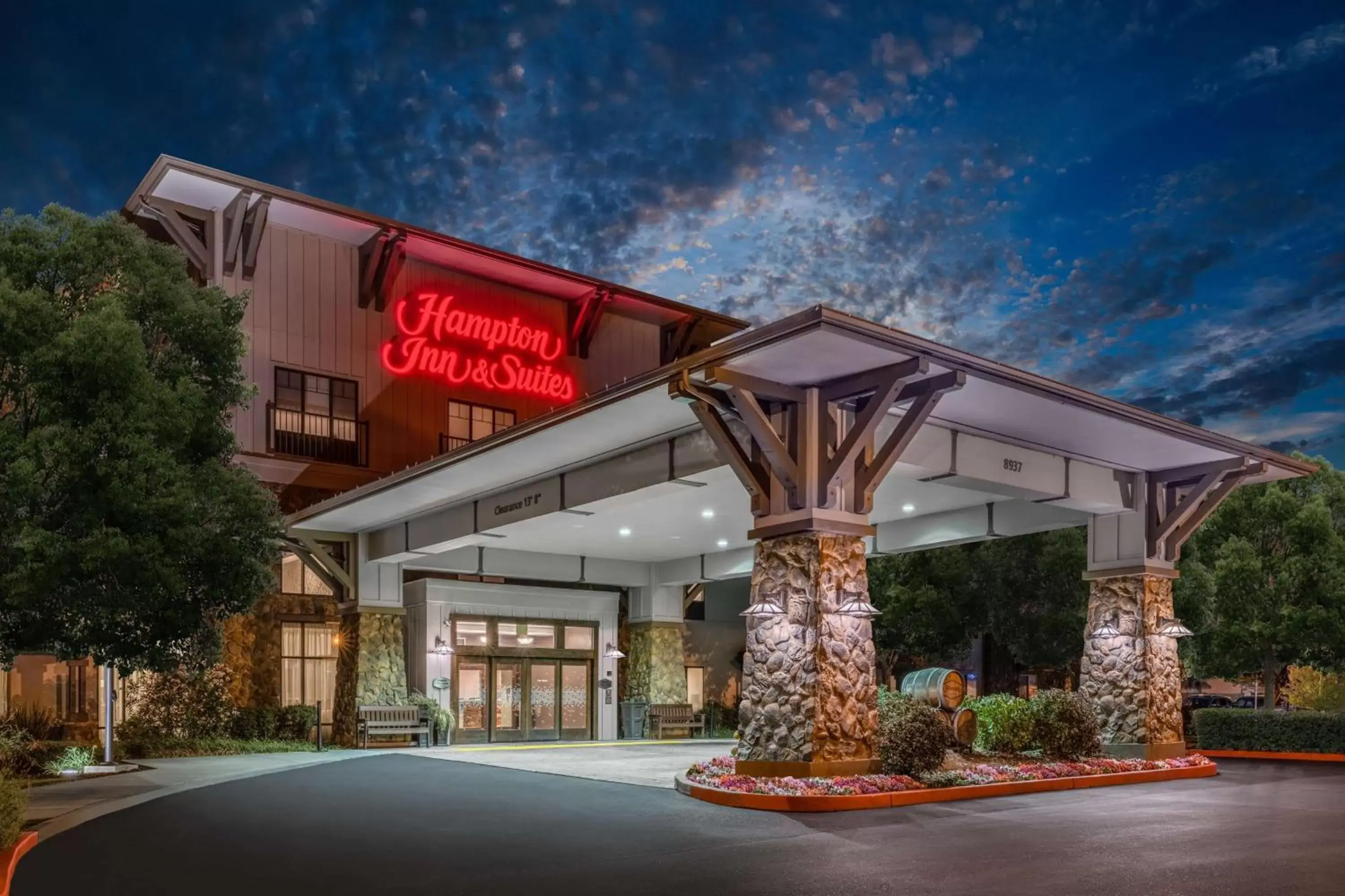 Hampton Inn & Suites Windsor-Sonoma Wine Country Hampton Inn & Suites Windsor-Sonoma Wine Country