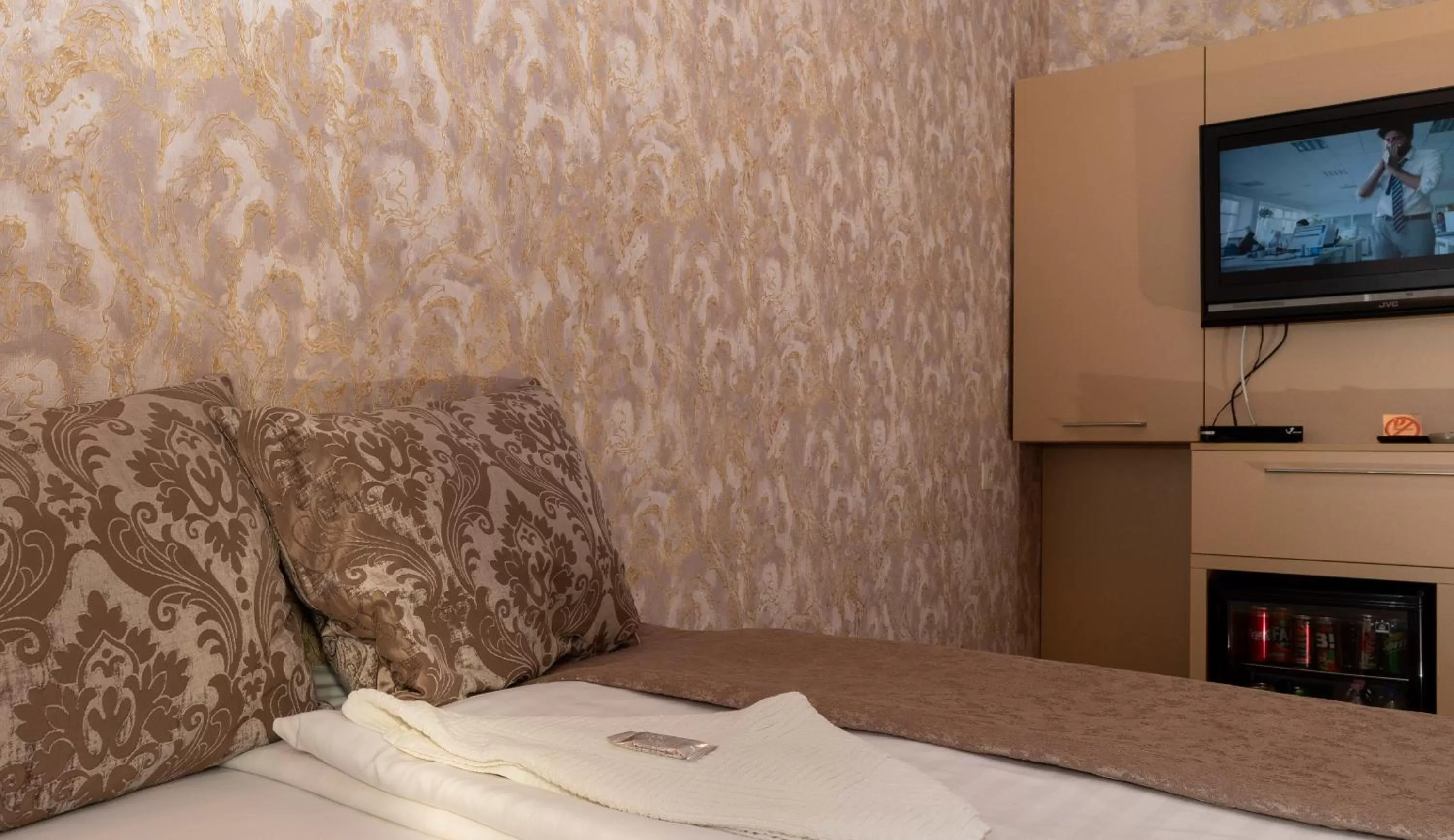 TV and multimedia, Bed in Teátrum Boutique Hotel