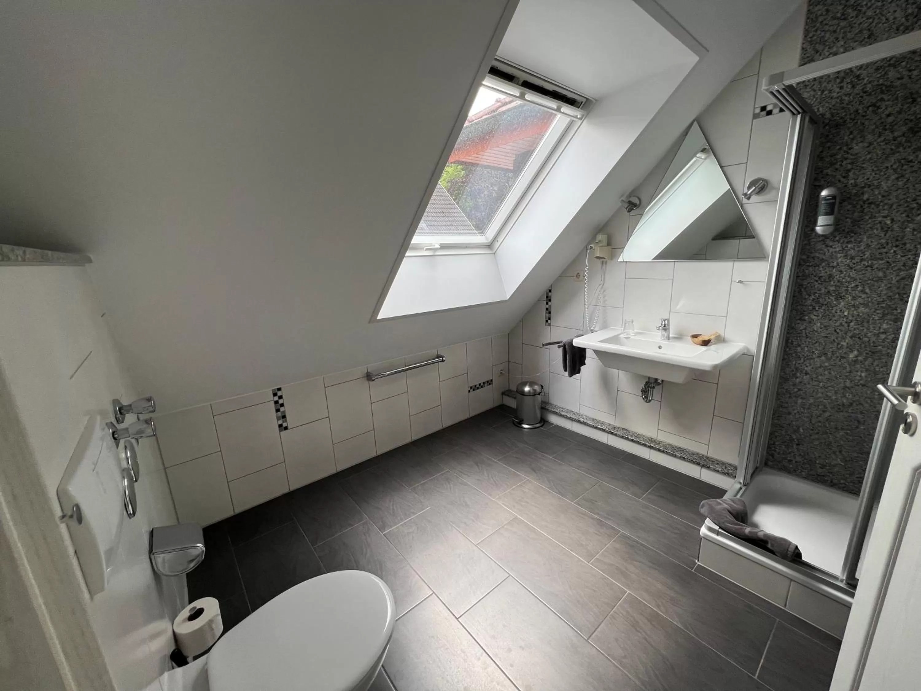 Bathroom in Hotel Rehkitz