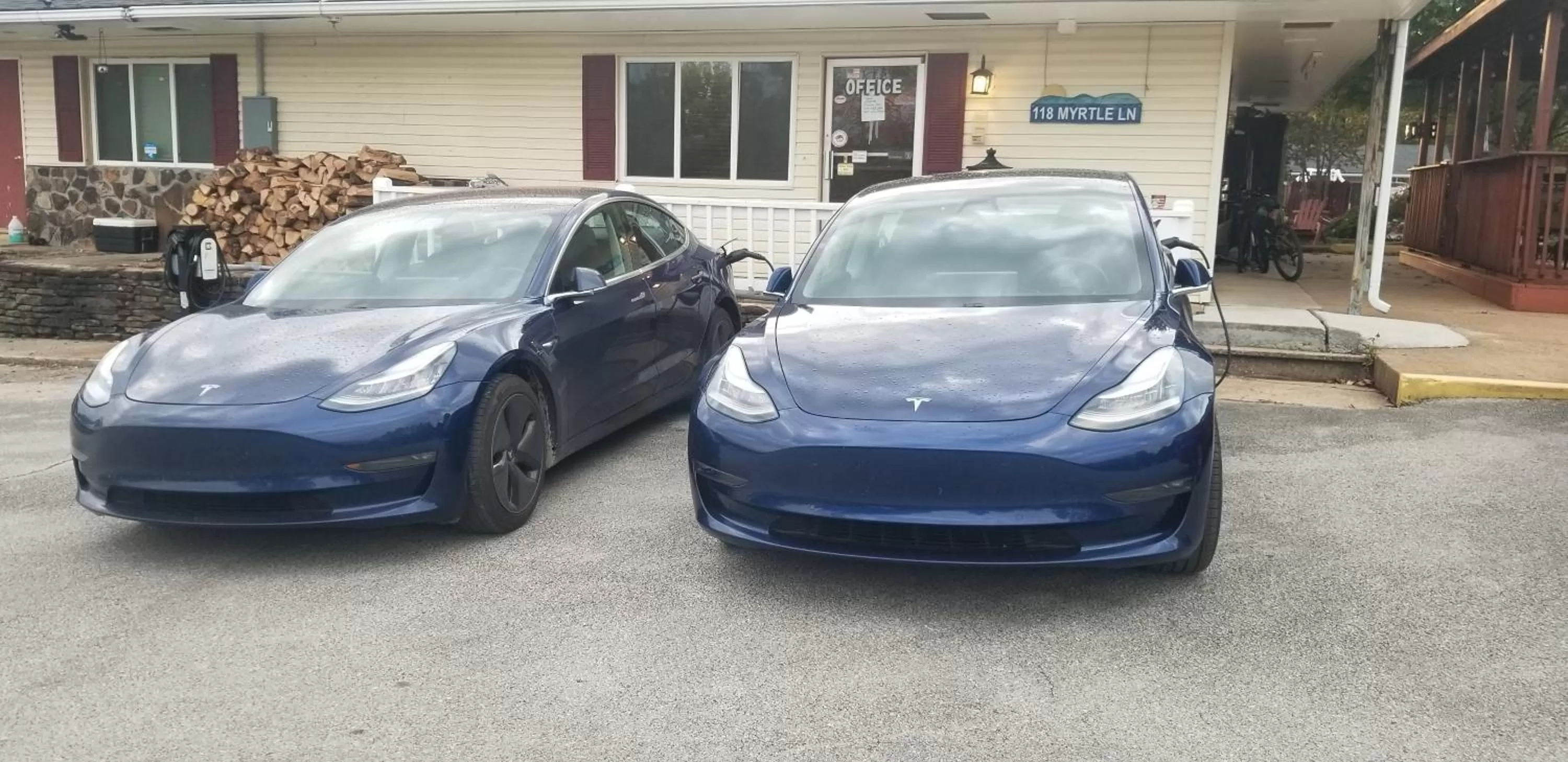 Property building in Hunter's Friend Resort near Silver Dollar City