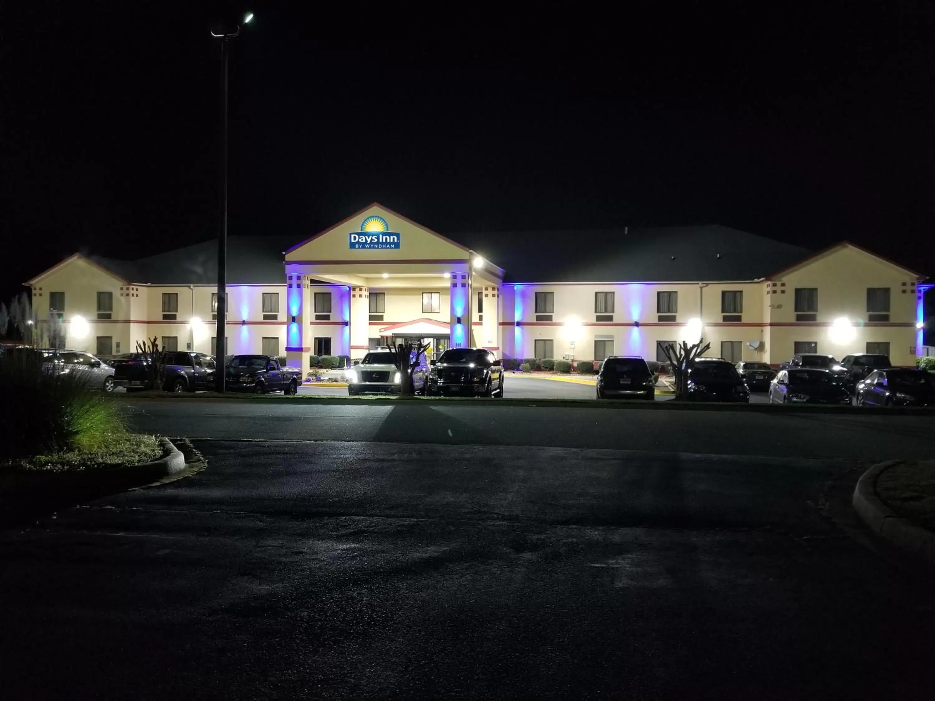 Property building in Days Inn by Wyndham Mauldin/Greenville