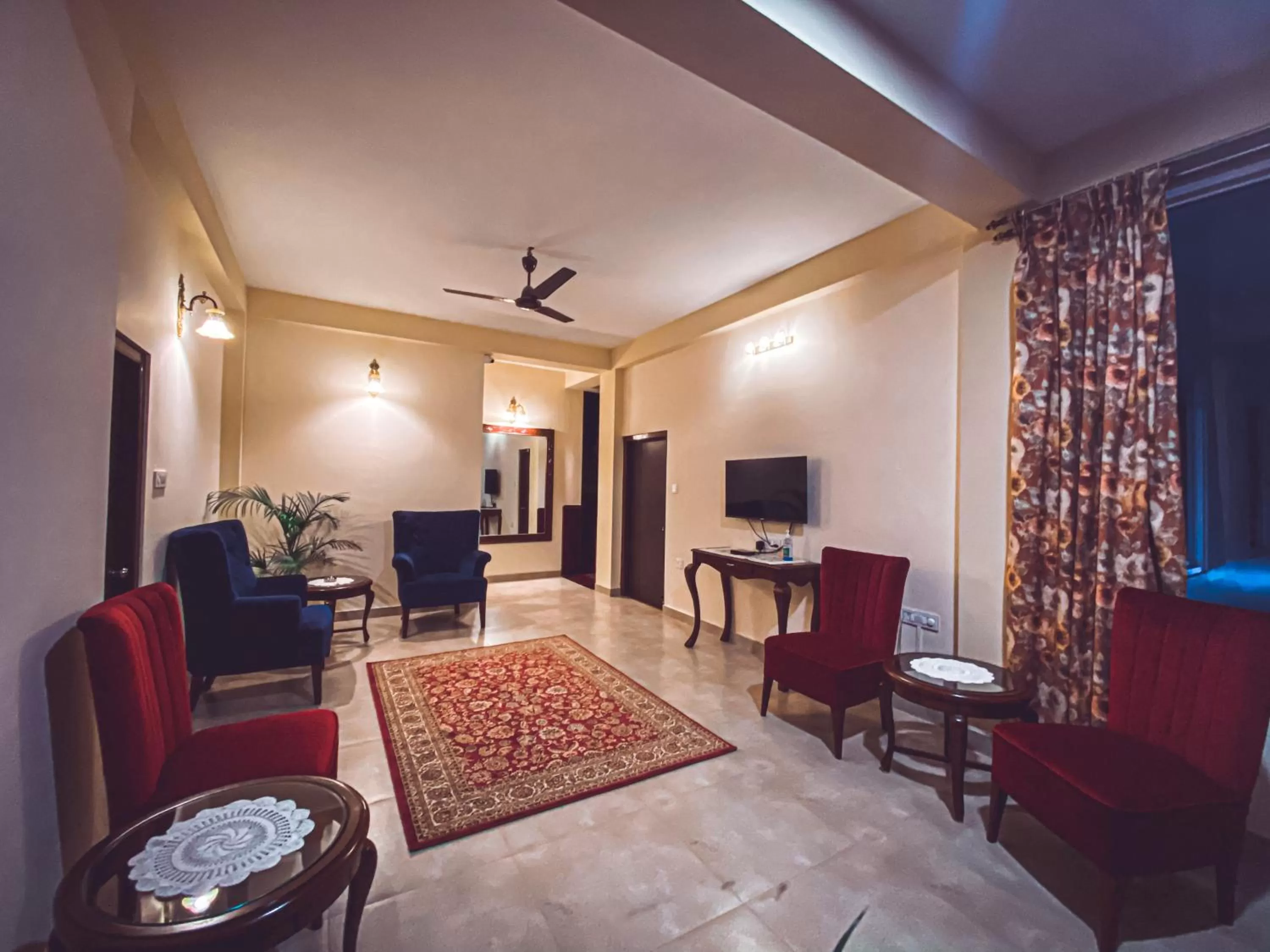 Lobby or reception in Windermere Inn