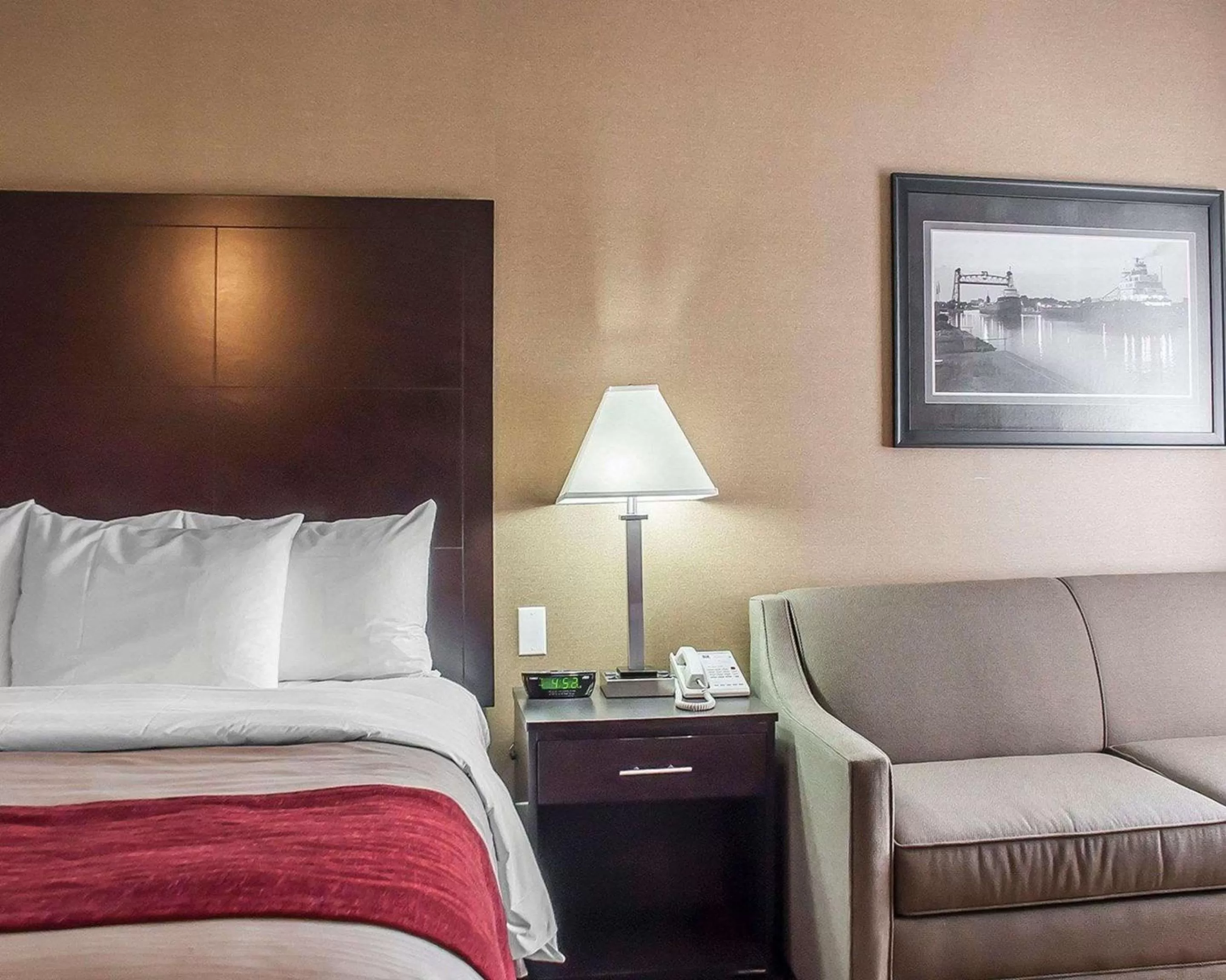 Photo of the whole room, Bed in Comfort Inn