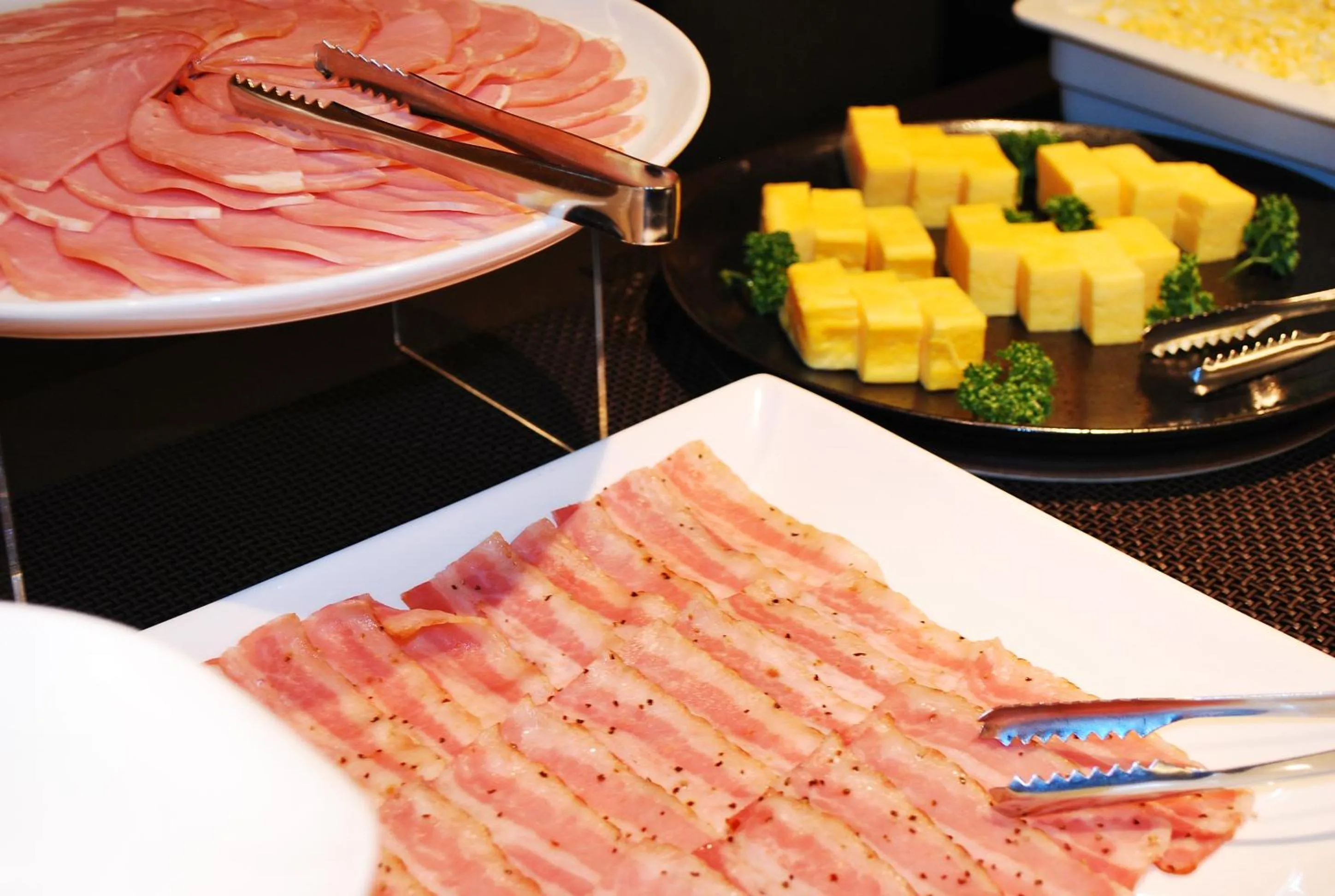 Restaurant/places to eat in Ginza Grand Hotel