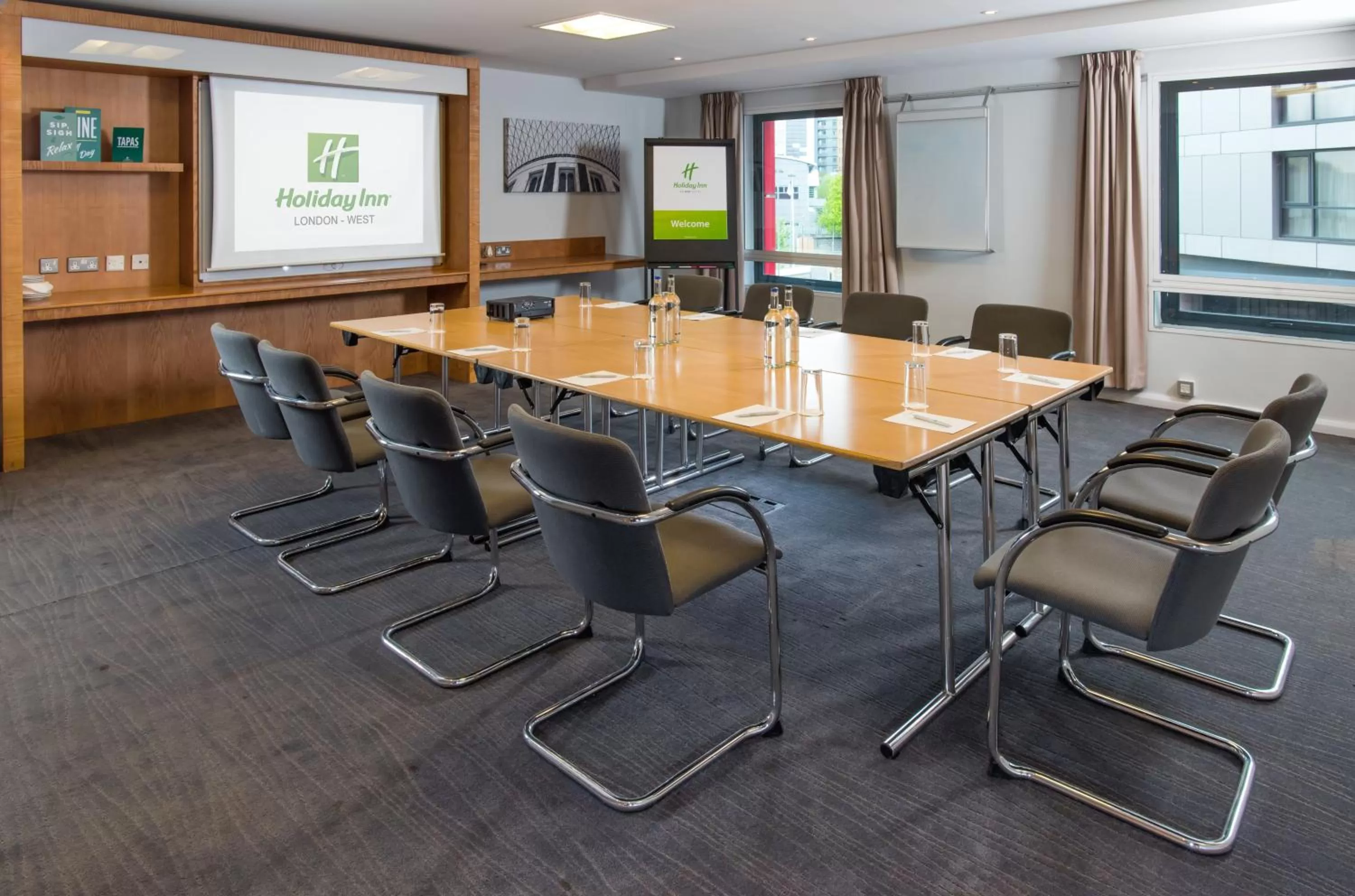 Meeting/conference room in Holiday Inn London West by IHG