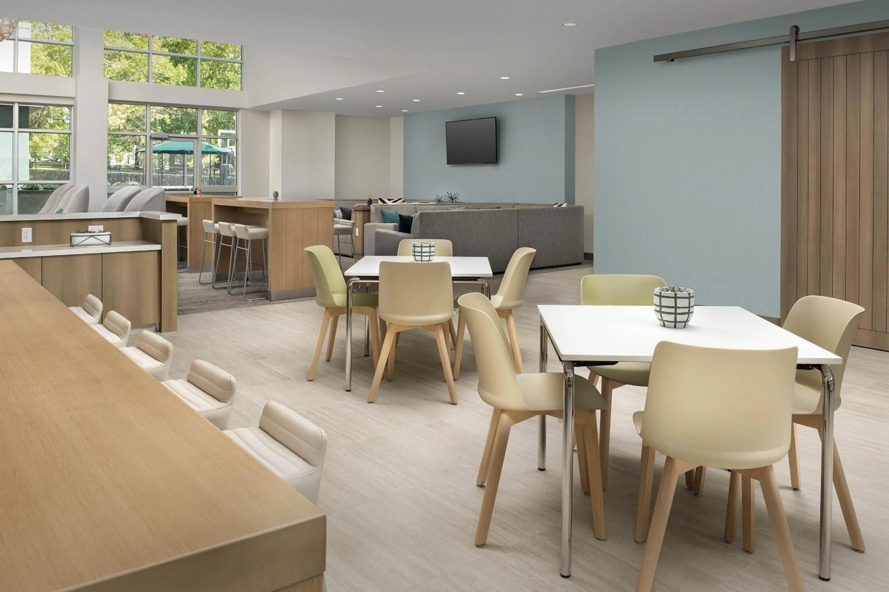 Breakfast in Element Portland Beaverton