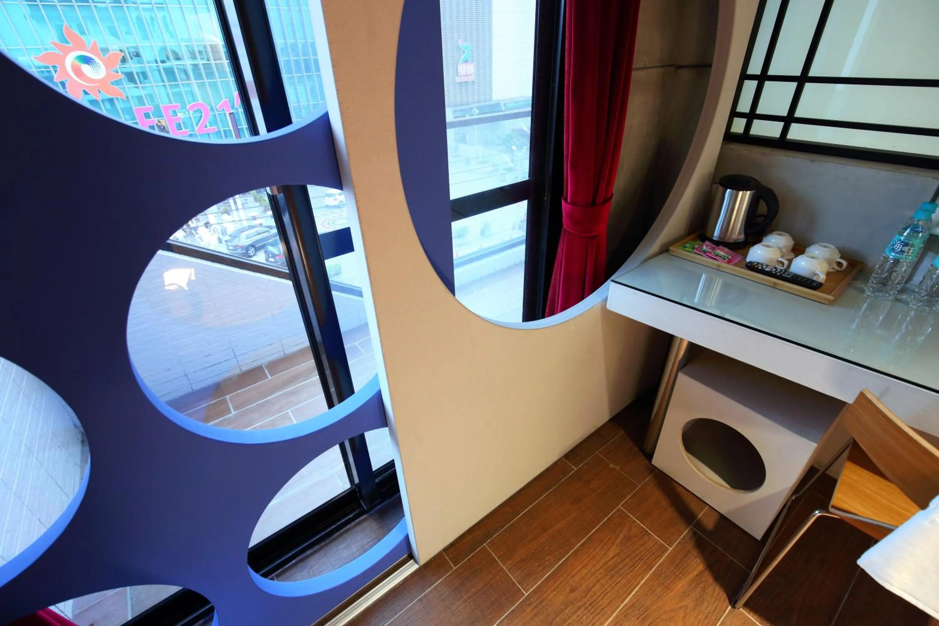 指南針民宿2178 & 工殿民宿2182