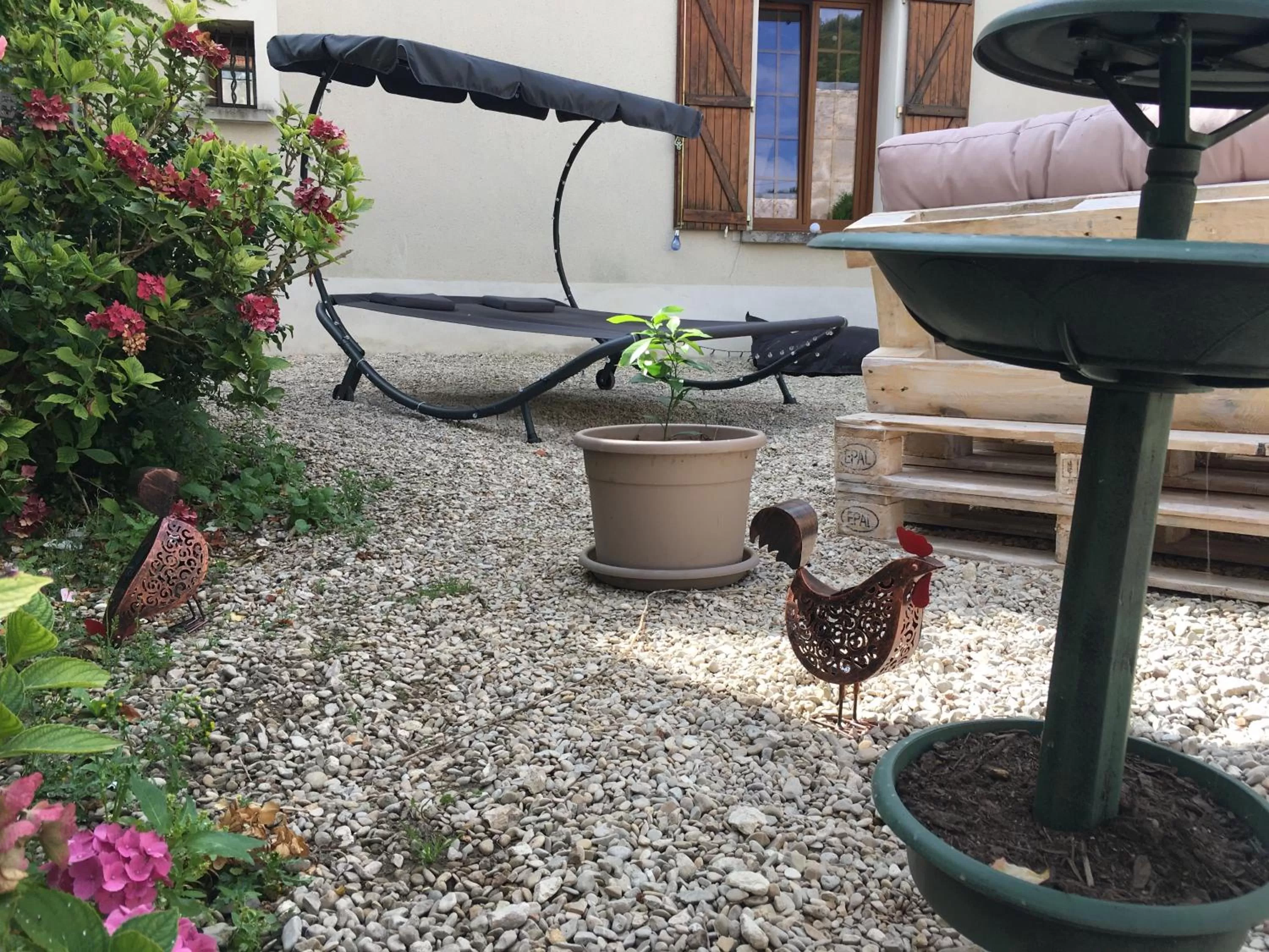 Patio in L auberge du lion d or