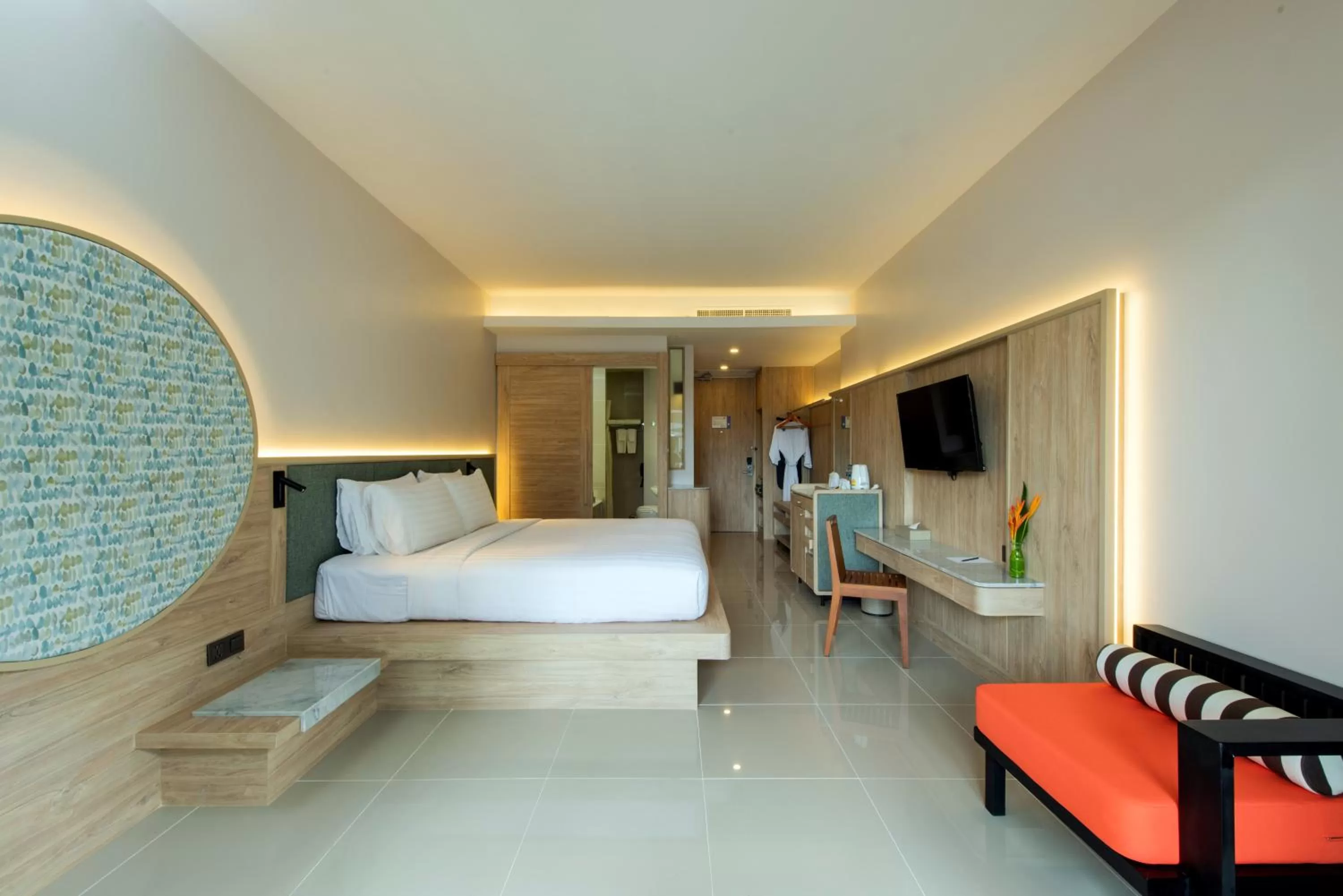 Photo of the whole room, Bed in Holiday Ao Nang Beach Resort, Krabi