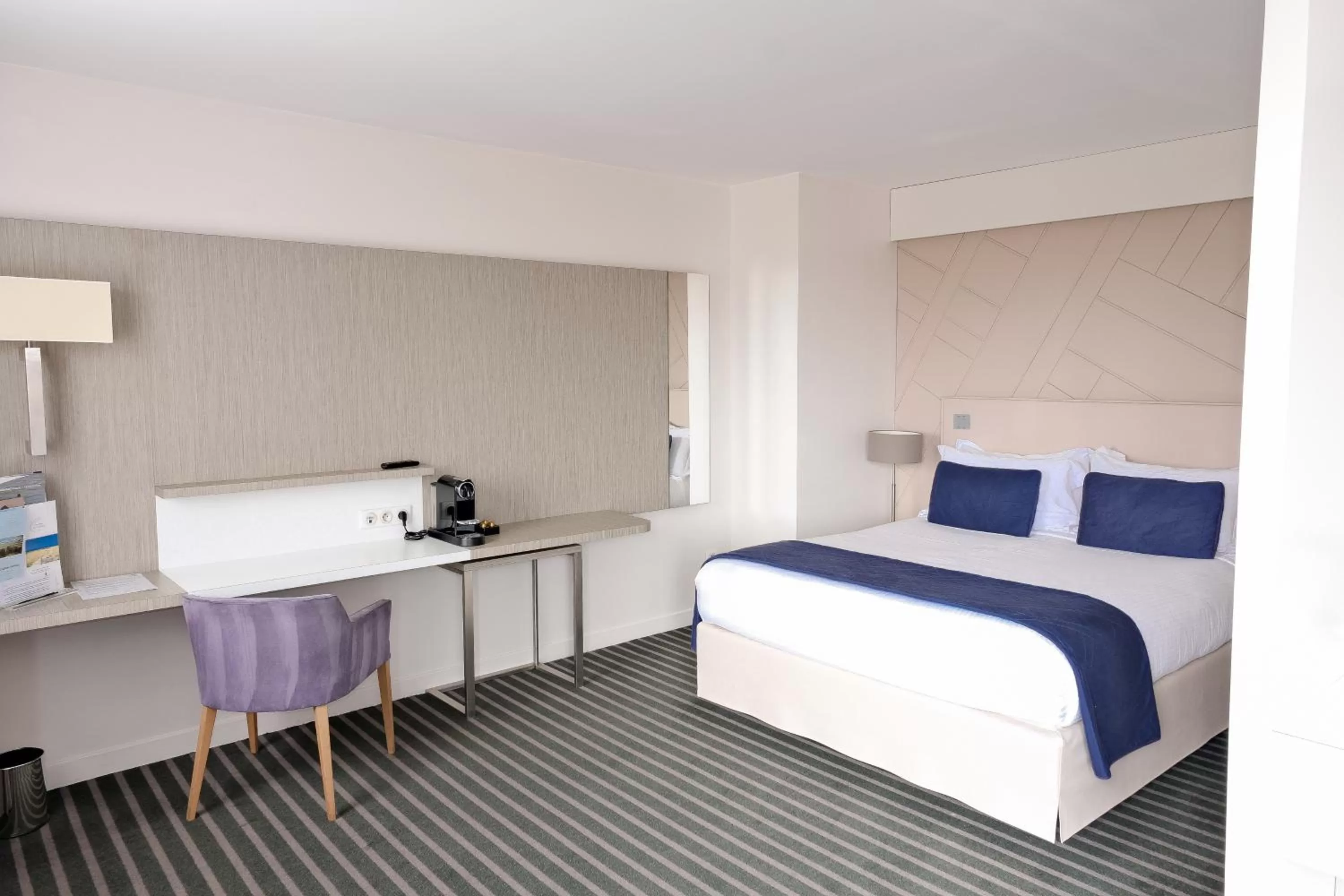 Photo of the whole room, Bed in Thalazur Cabourg - Hôtel & Spa