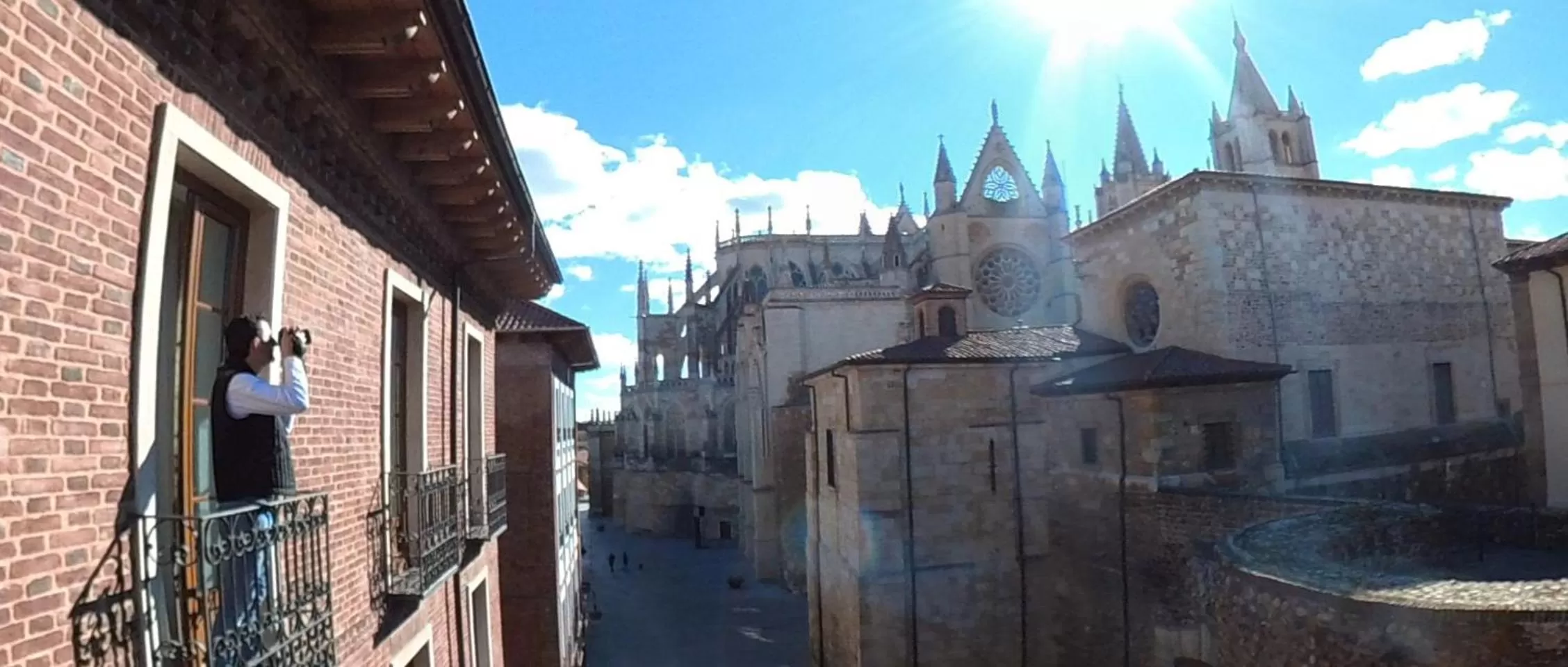 Property building in Hotel Spa QH Centro León