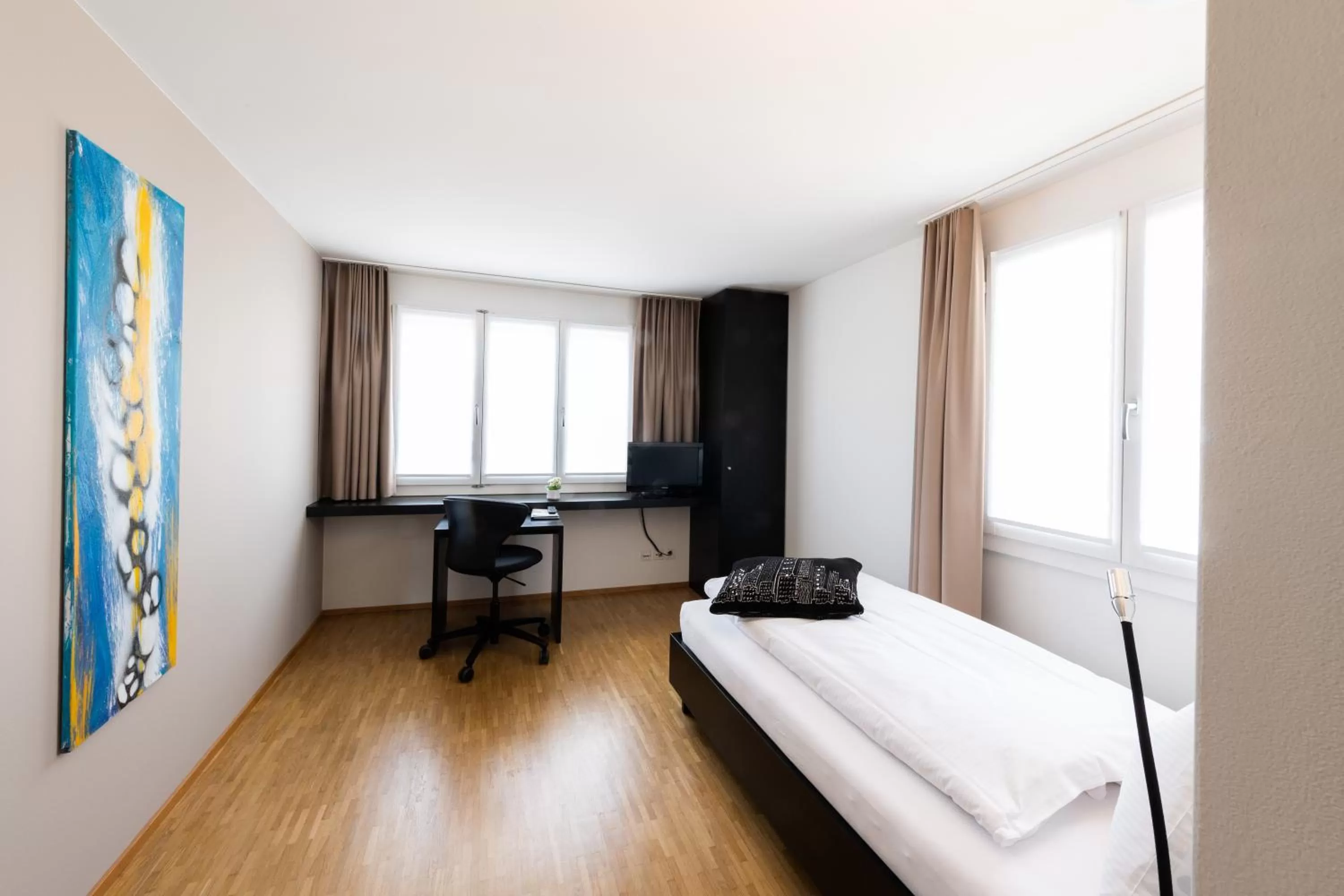 Photo of the whole room, Bed in Hotel Bauernhof - Self Check-In Hotel