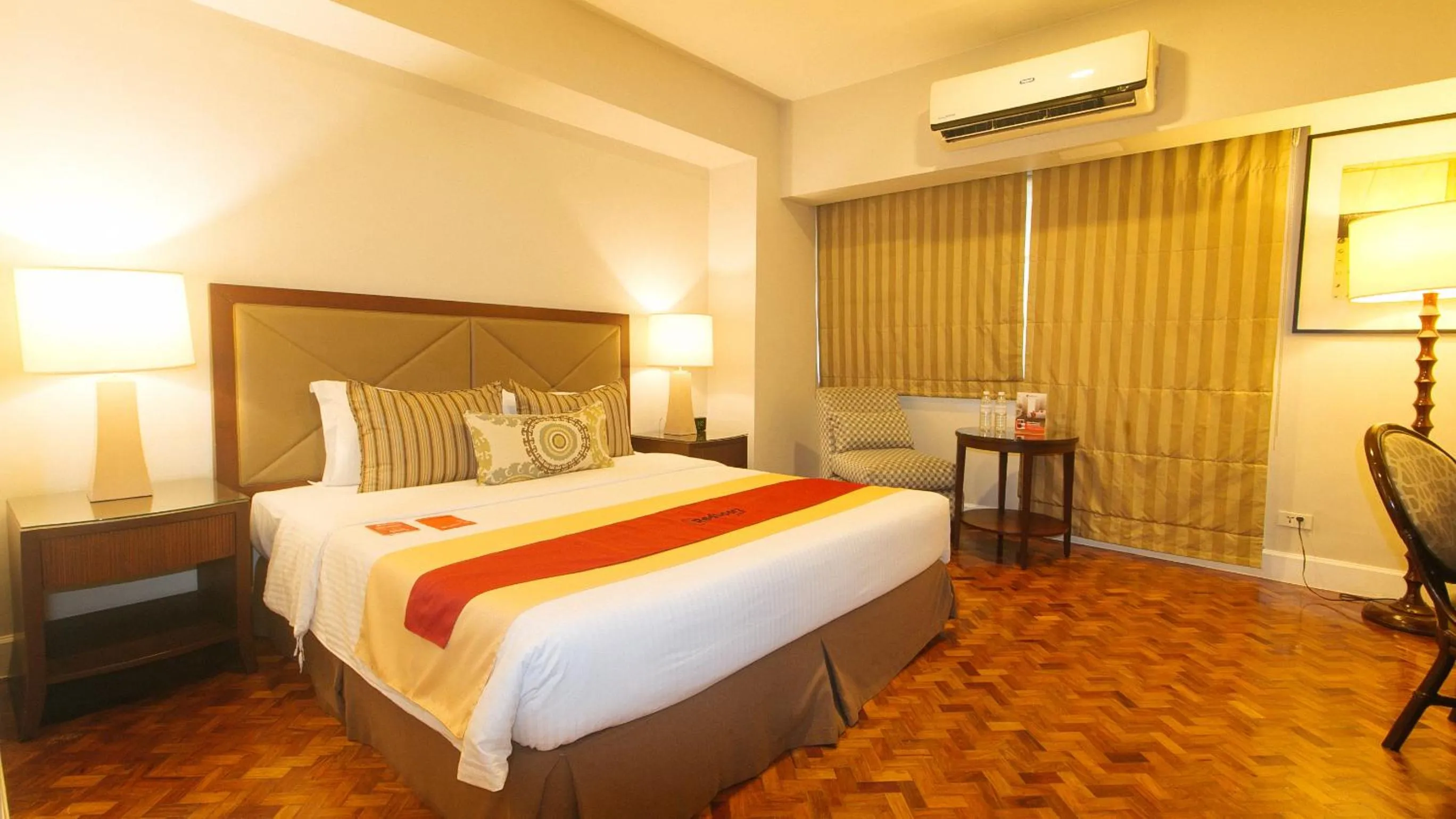 Bed in RedDoorz Premium at The Residences Olympia Makati