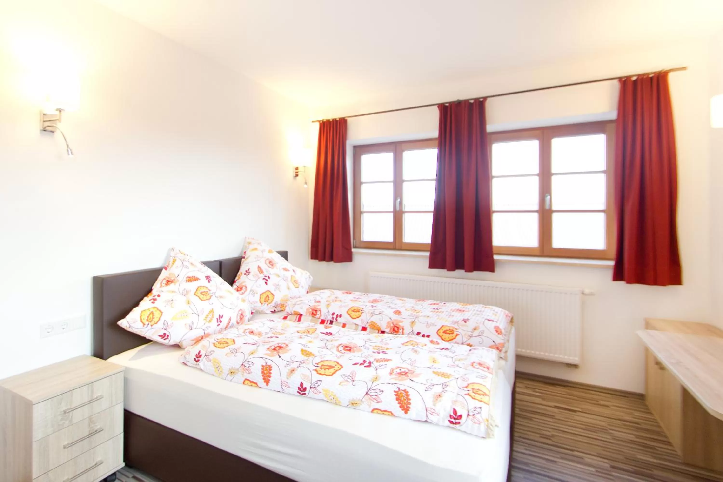 Day, Bed in Gasthaus Paulus