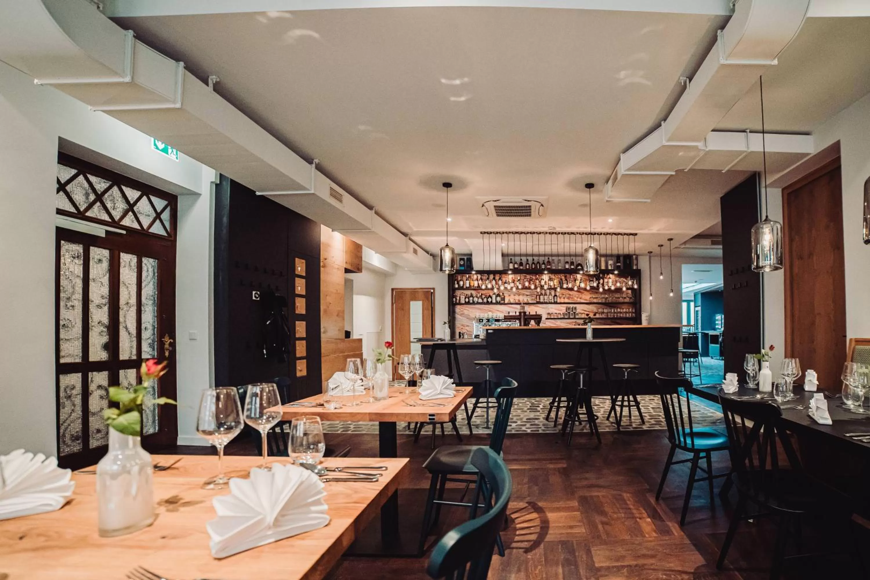 Restaurant/places to eat in Hotel Zur Stadt Mainz in Würzburger Innenstadt