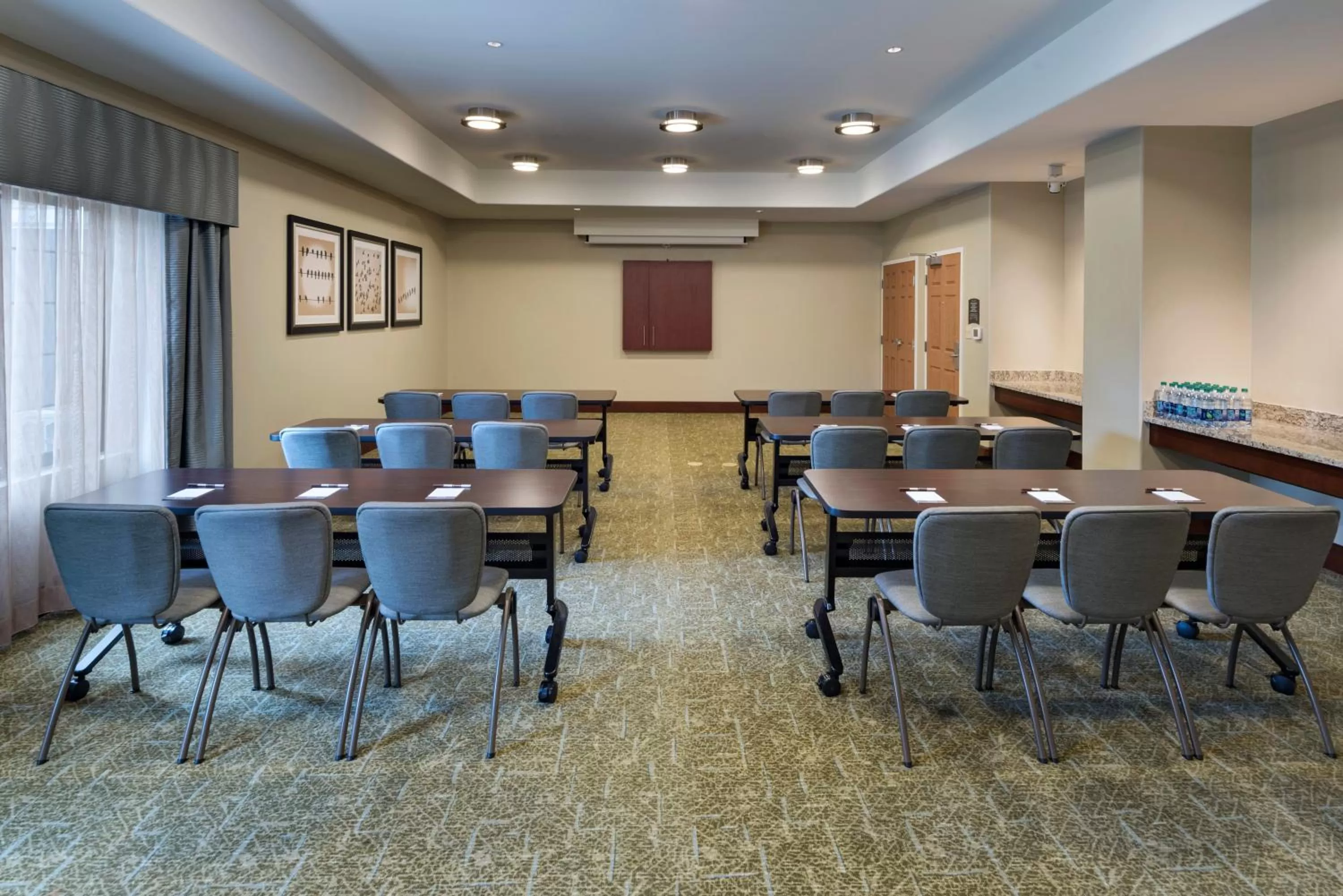 Meeting/conference room in Staybridge Suites Austin Northwest by IHG