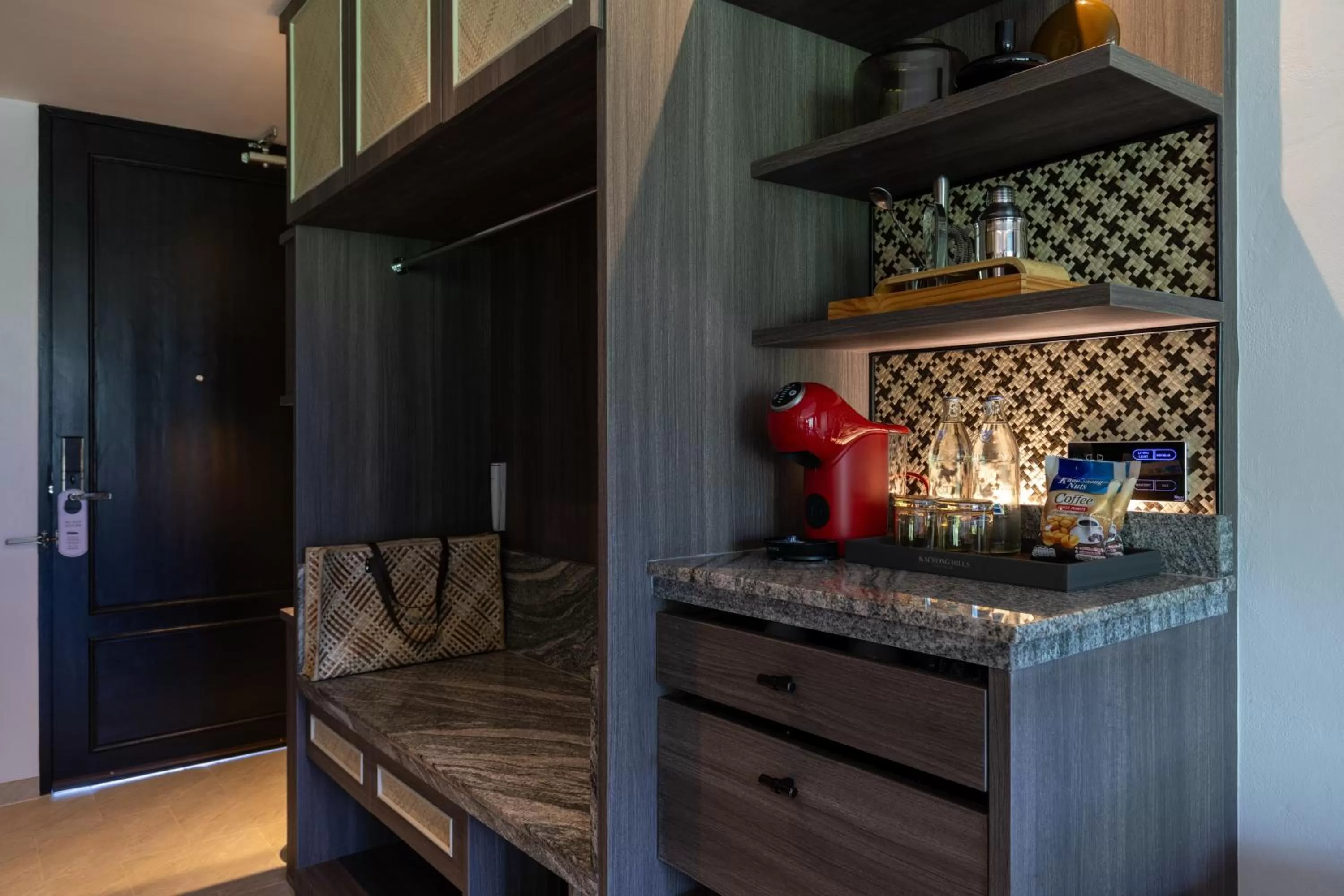 oven in Kachonghills Tented Resort Trang