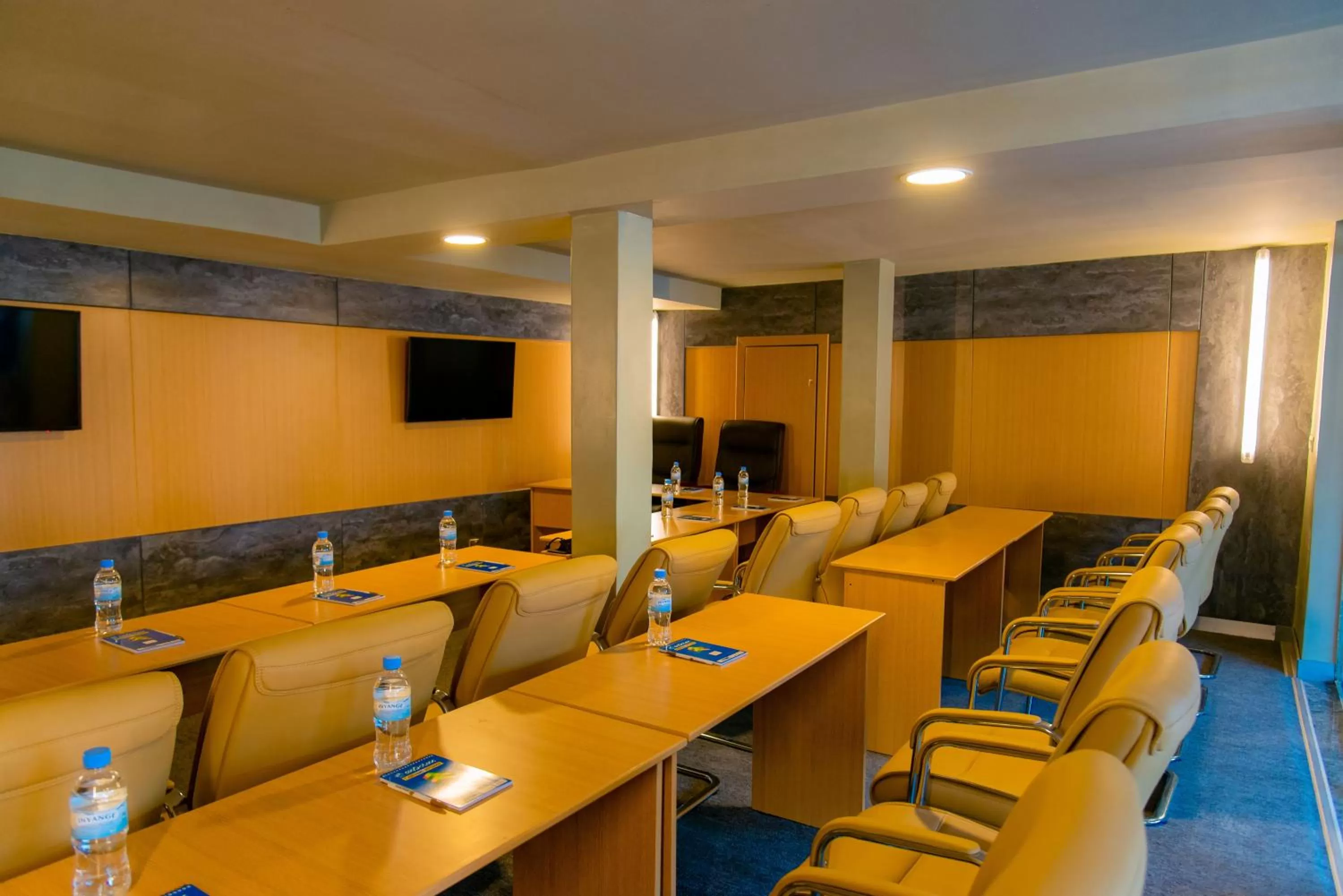 Business facilities in Legend Boutique Hotel