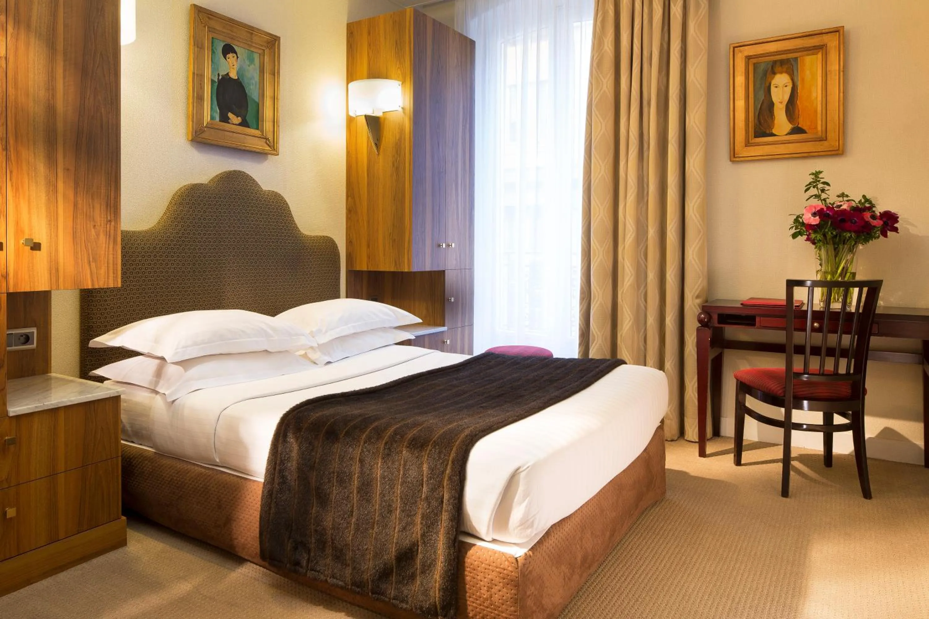 Day, Bed in Hôtel Delavigne