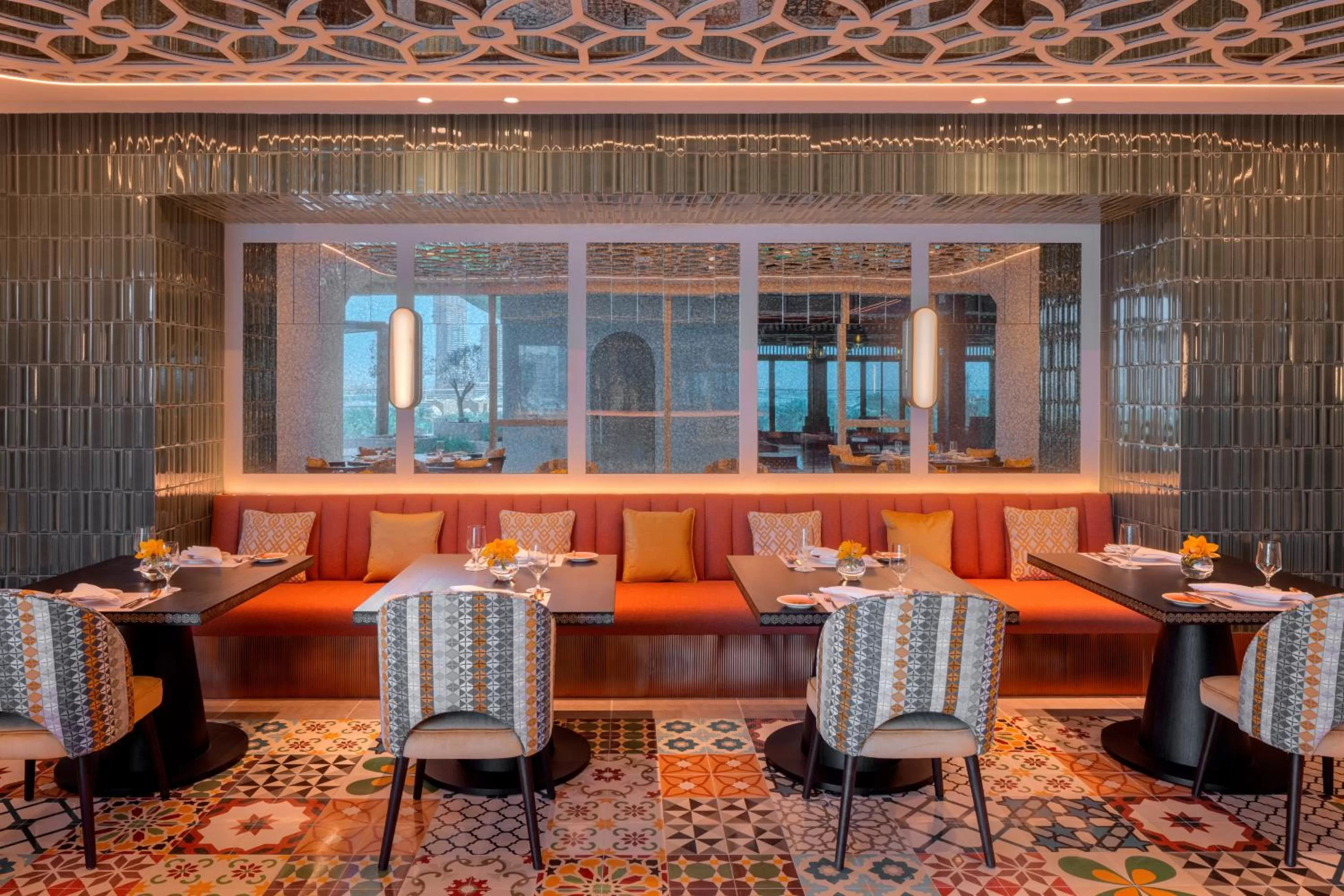 Restaurant/places to eat in Avani Plus Palm View Dubai Hotel & Suites