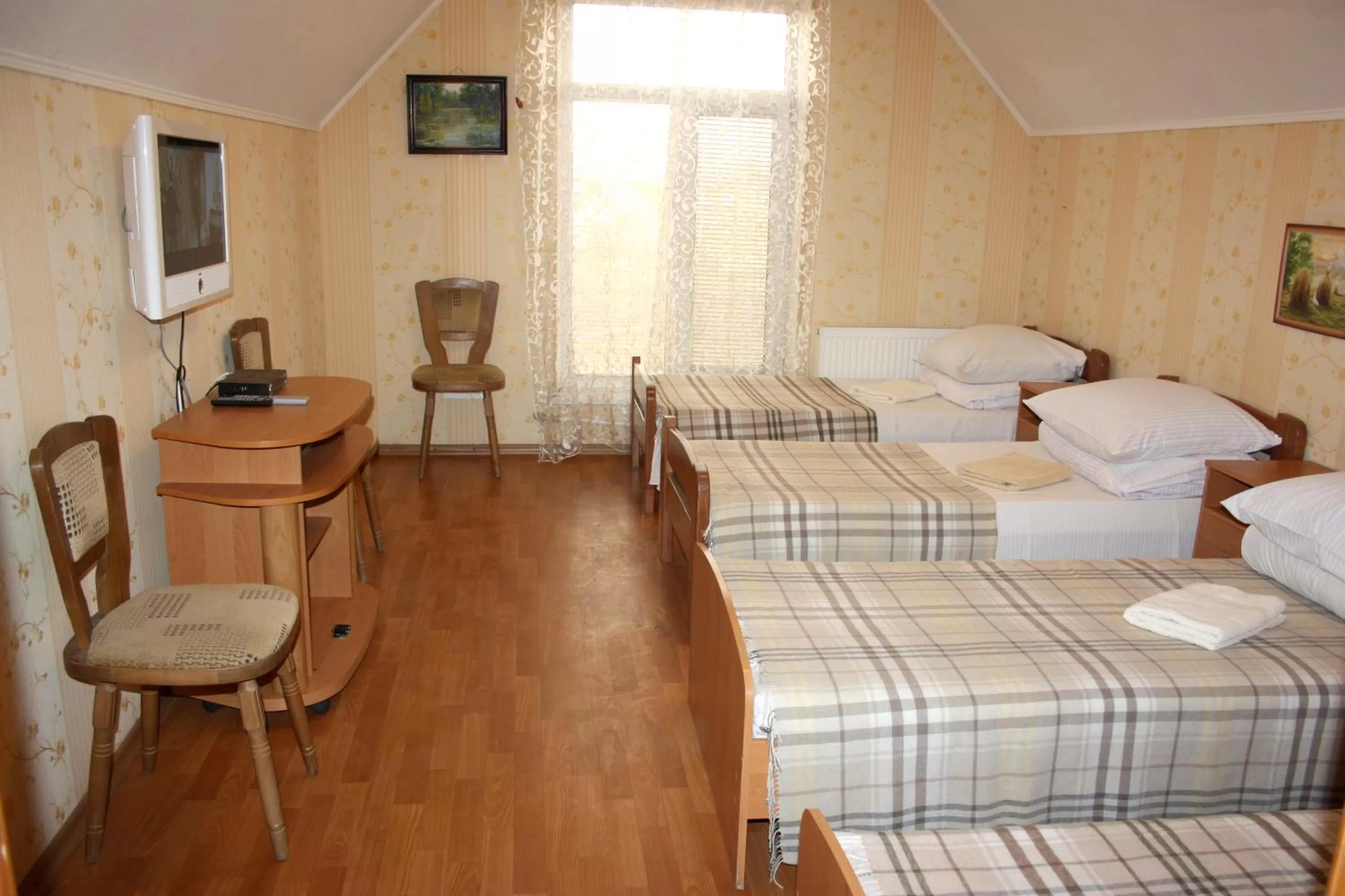 Bed in Inn Khlibodarskiy