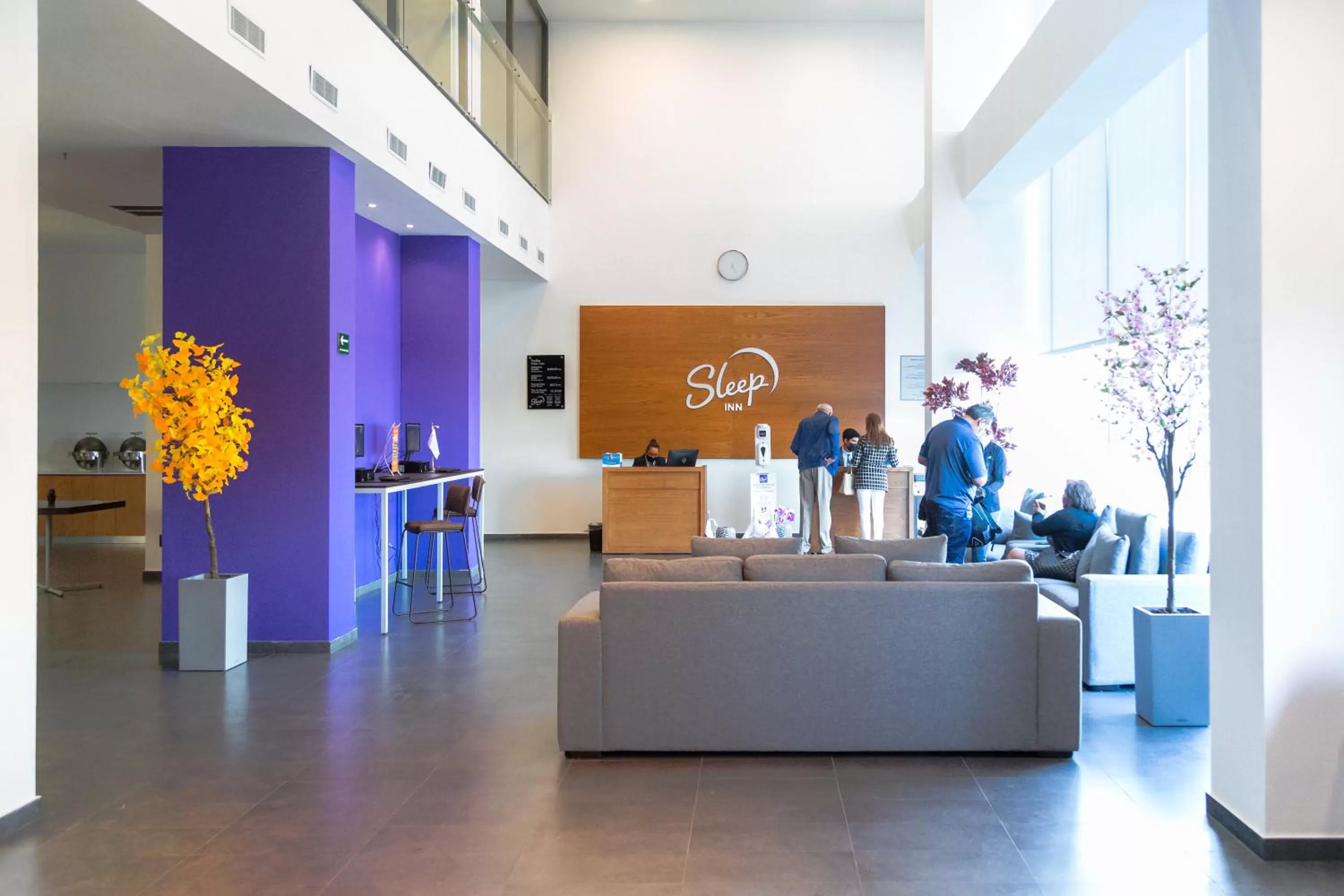 Lobby or reception in Sleep Inn Guadalajara Galerias