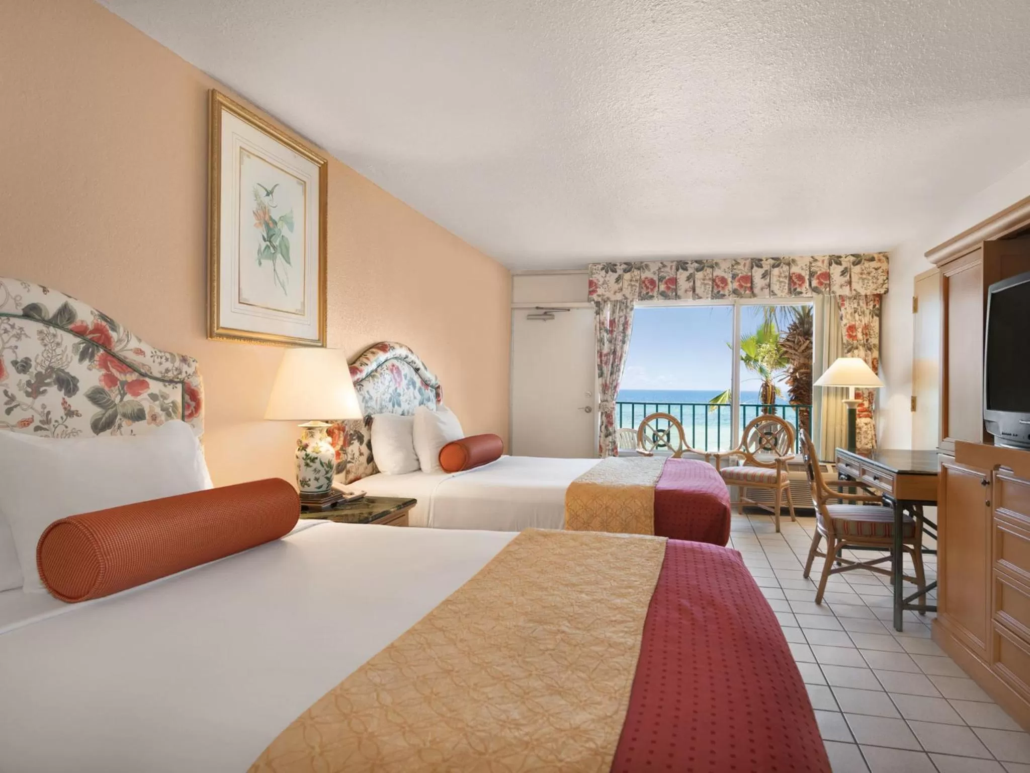 Photo of the whole room, Bed in Days Inn by Wyndham Panama City Beach Beachfront Resort
