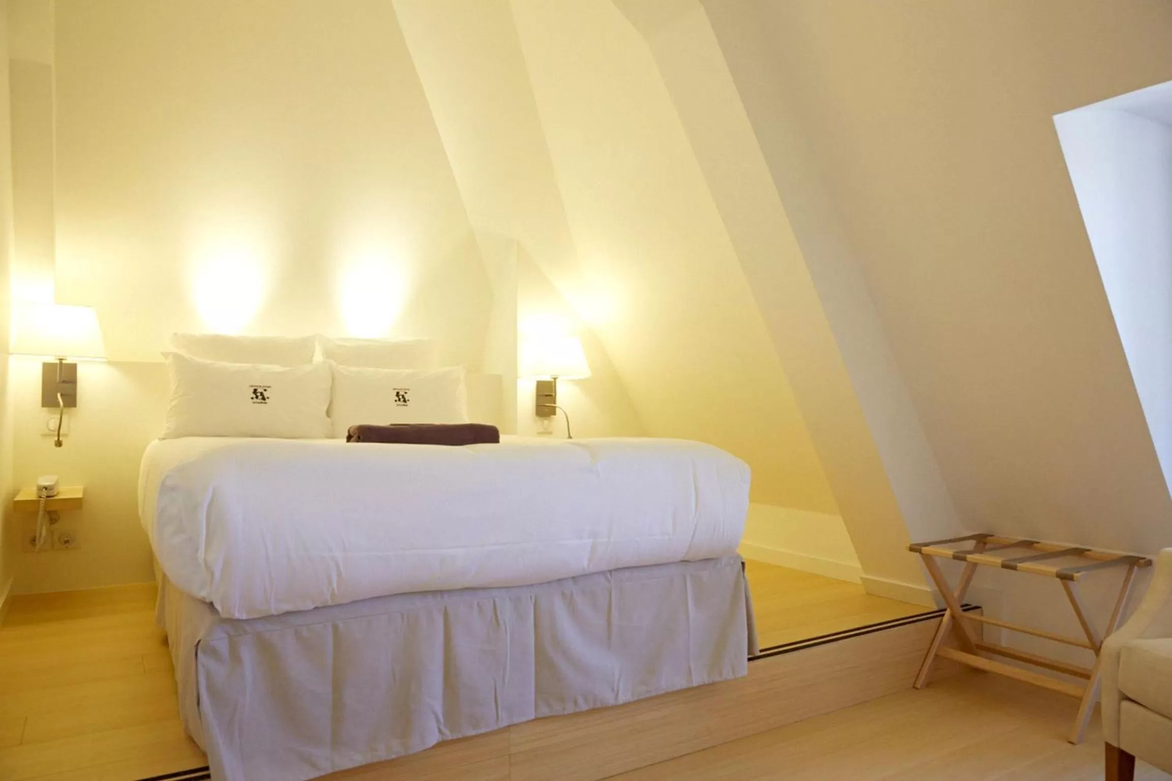 Bed in Château & Spa de la Cueillette