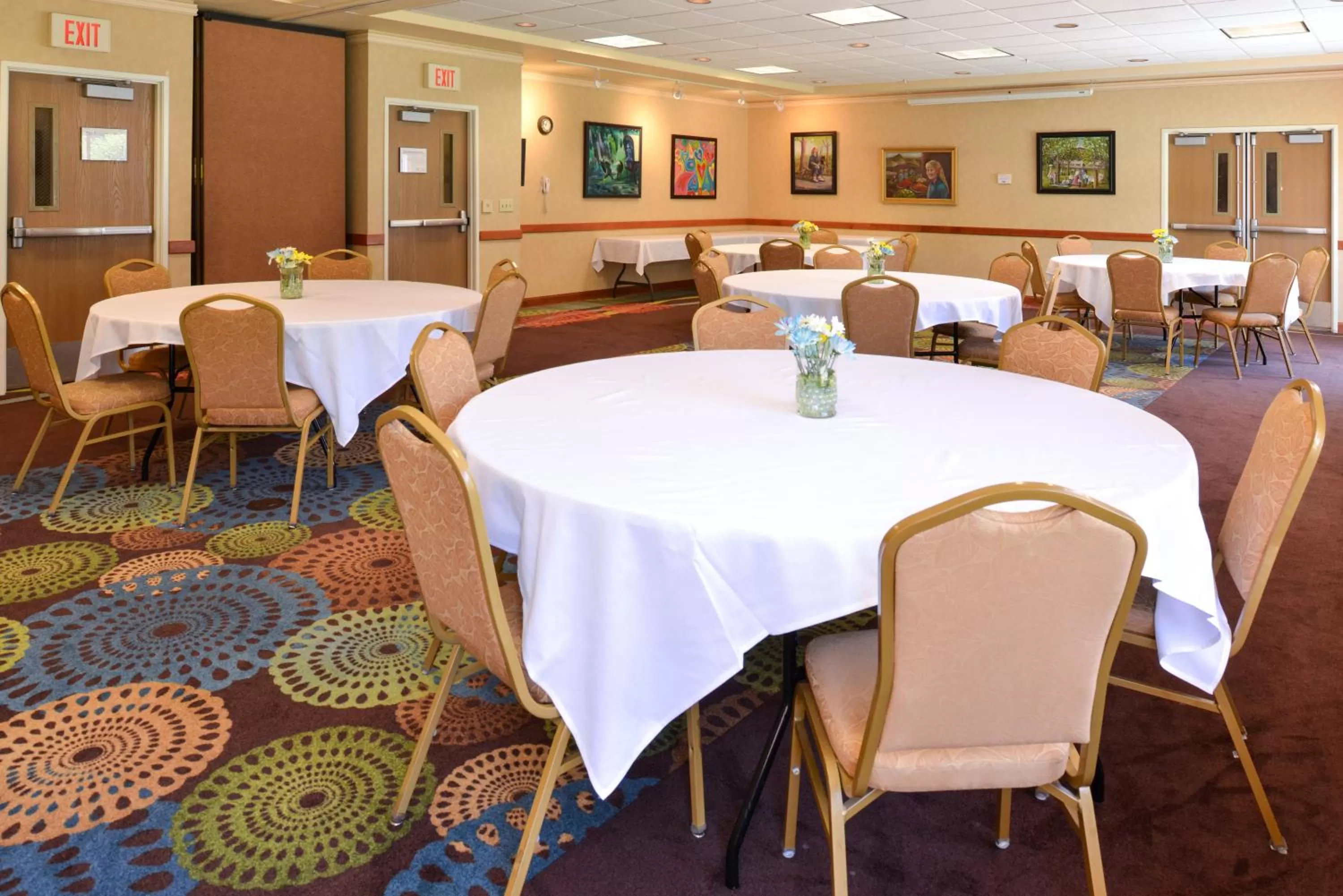 Meeting/conference room in Holiday Inn Express St Croix Valley by IHG