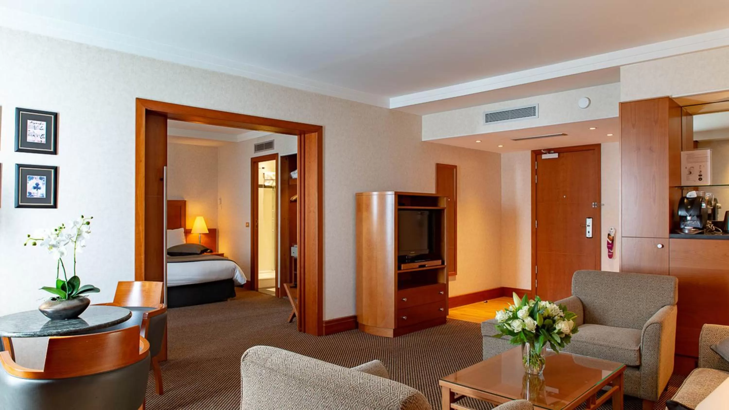 Photo of the whole room, Bed in Crowne Plaza Brussels Airport by IHG