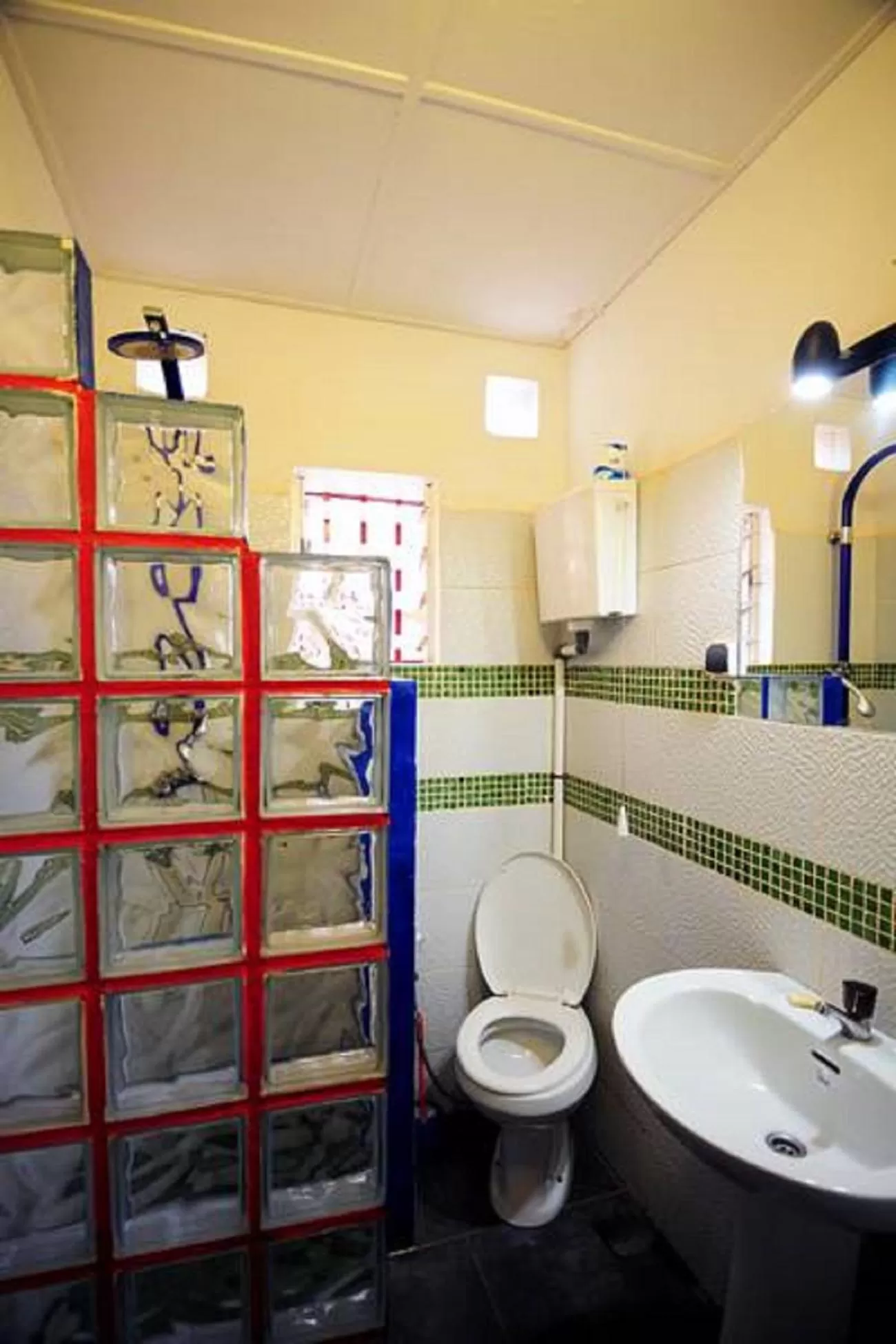 Toilet in Maison d'hôtes Chez Giuliana