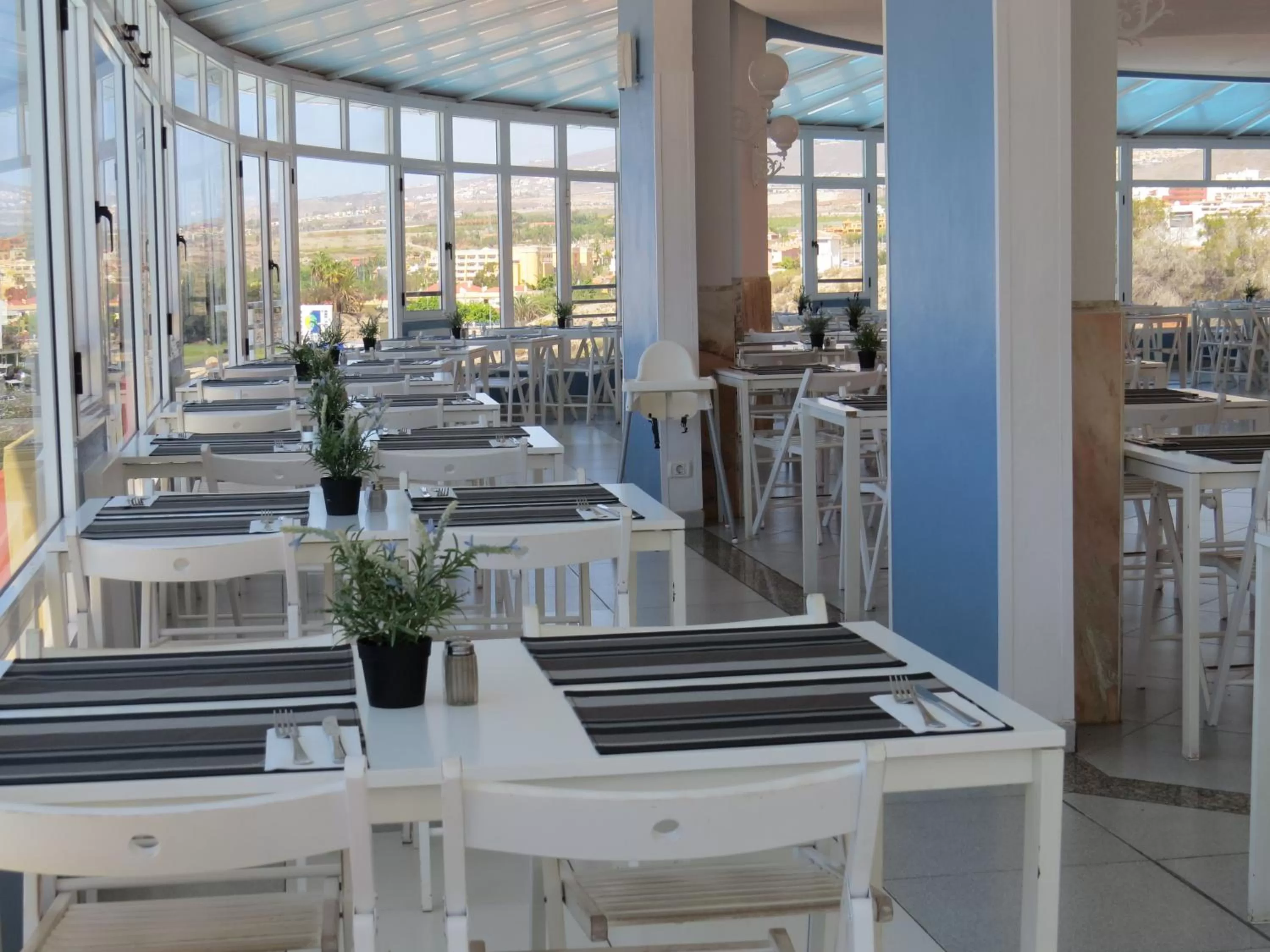 Restaurant/places to eat in Laguna Park 2