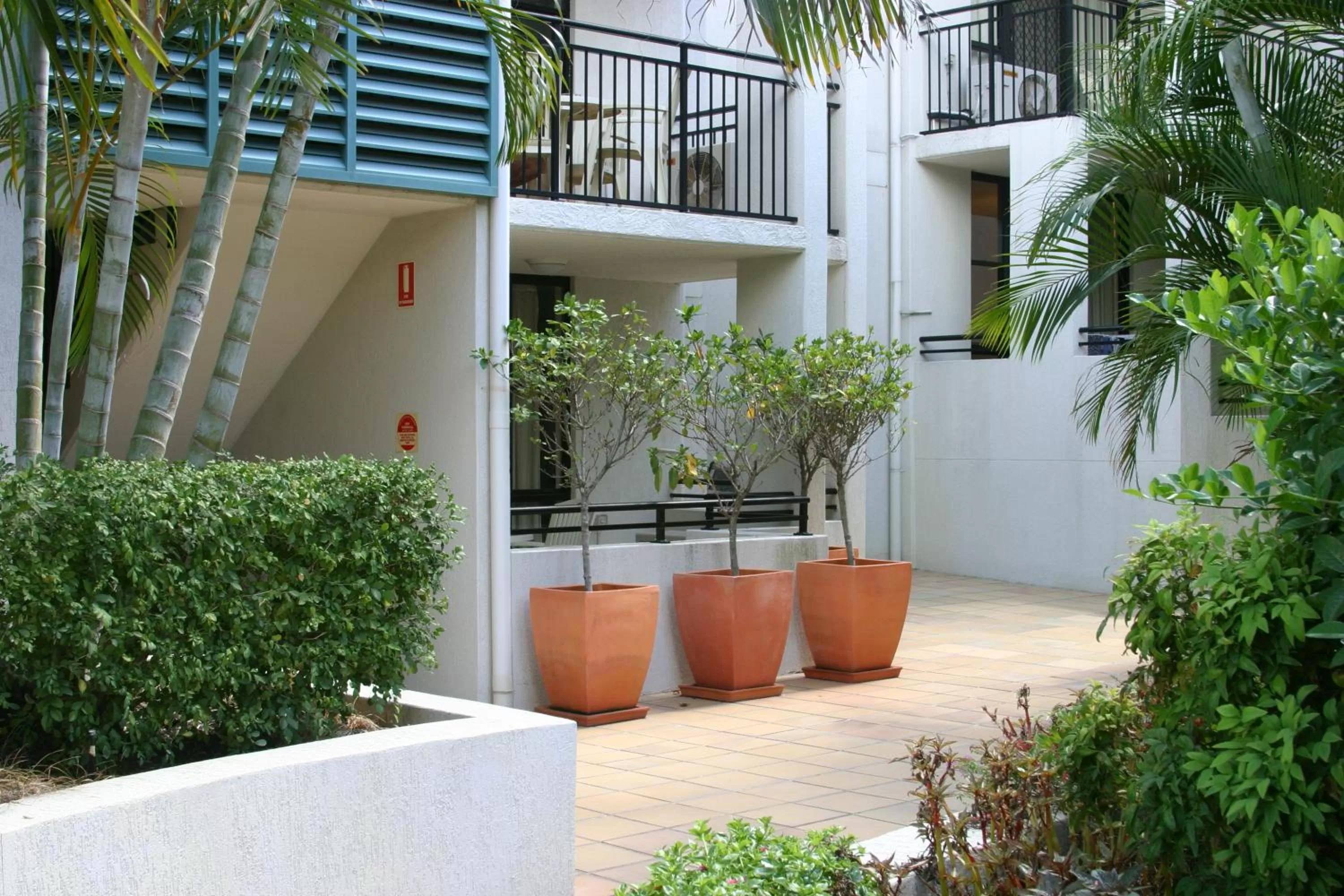 Garden in Spring Hill Mews Apartments