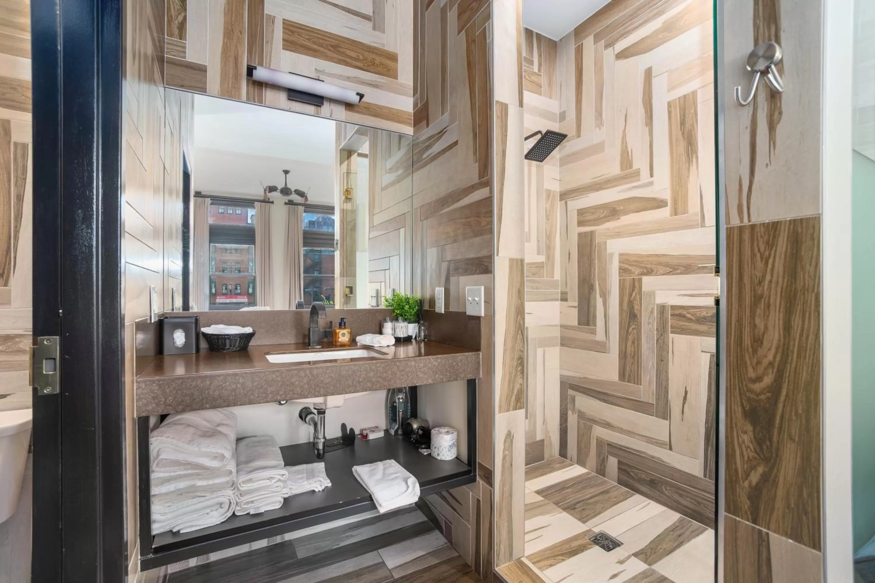 Bathroom in Good Hotels Downtown Denver