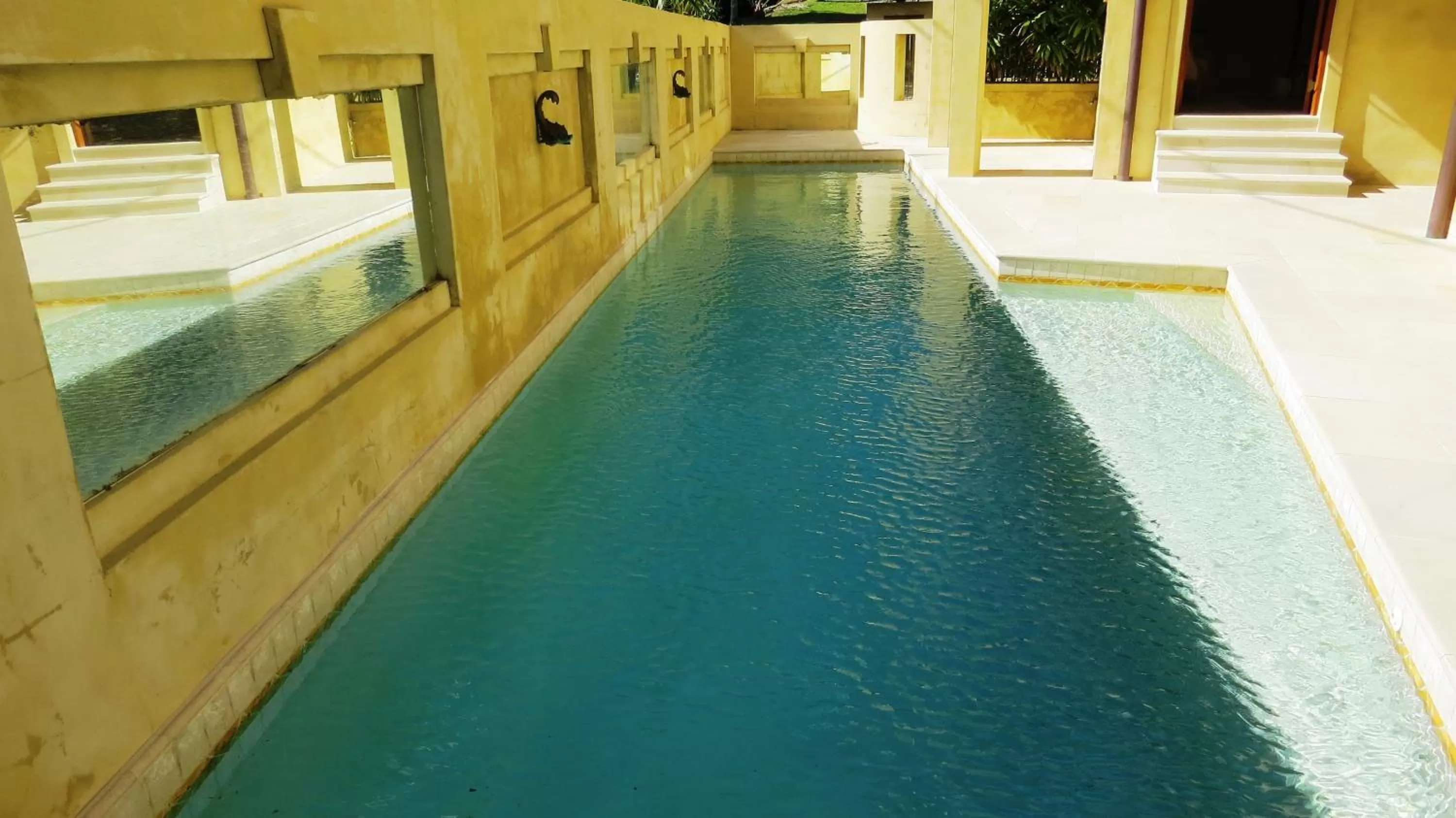 Day, Swimming Pool in Victoria's At Wategos