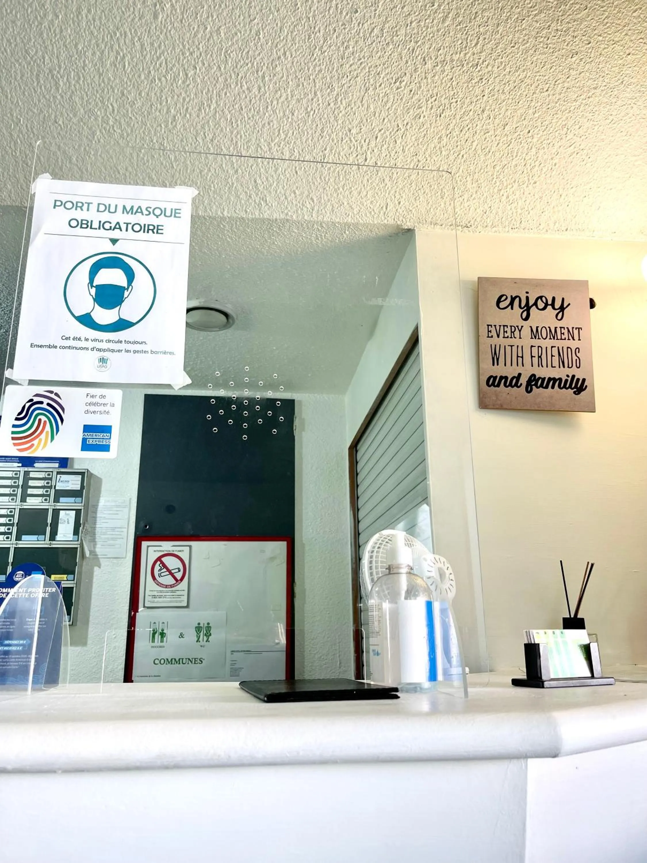 Lemon Hotel Ch Futuroscope