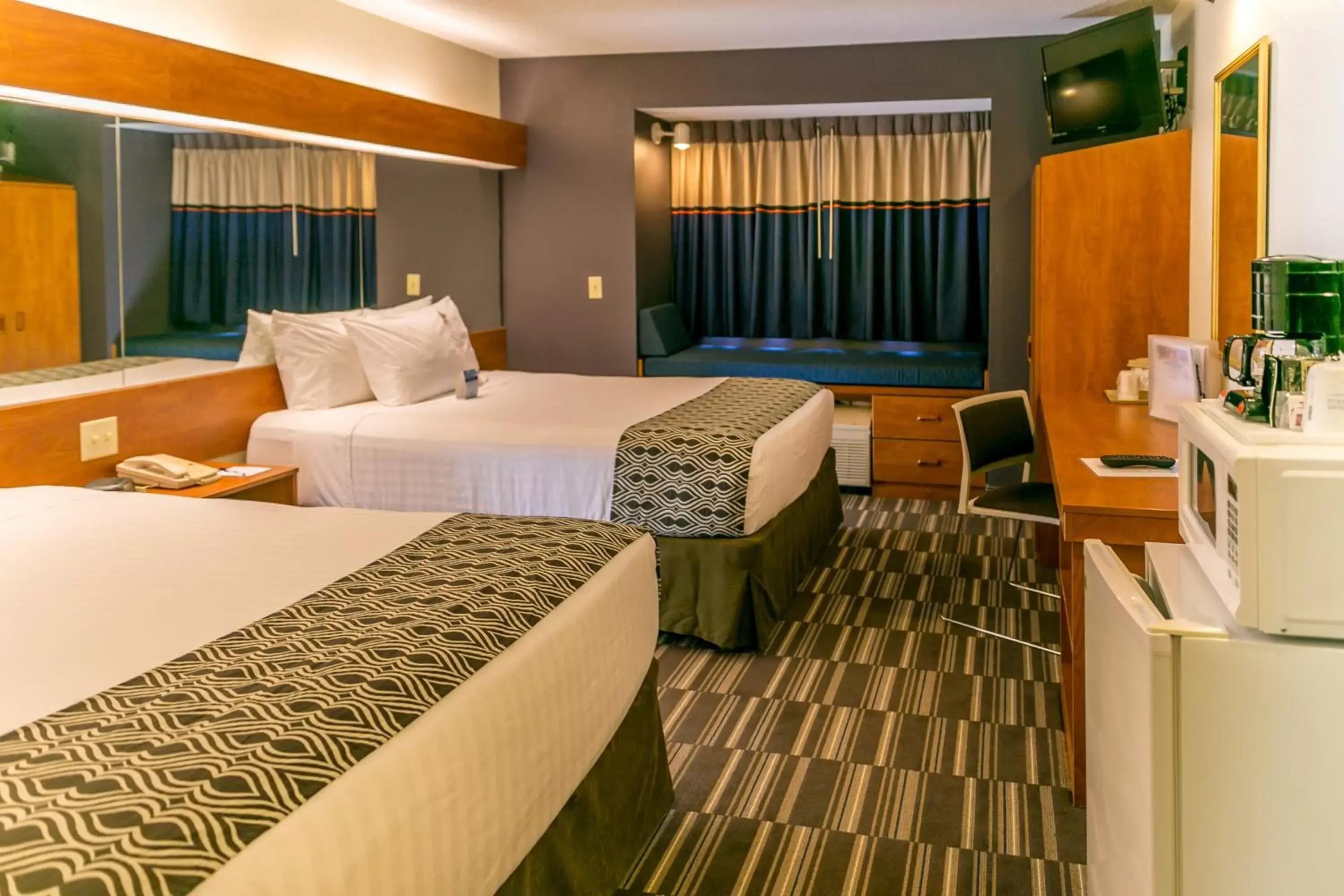 Queen Room with Two Queen Beds - Disability Access/Non-Smoking in Microtel Inn and Suites - Inver Grove Heights Queen Room with Two Queen Beds - Disability Access/Non-Smoking in Microtel Inn and Suites - Inver Grove Heights