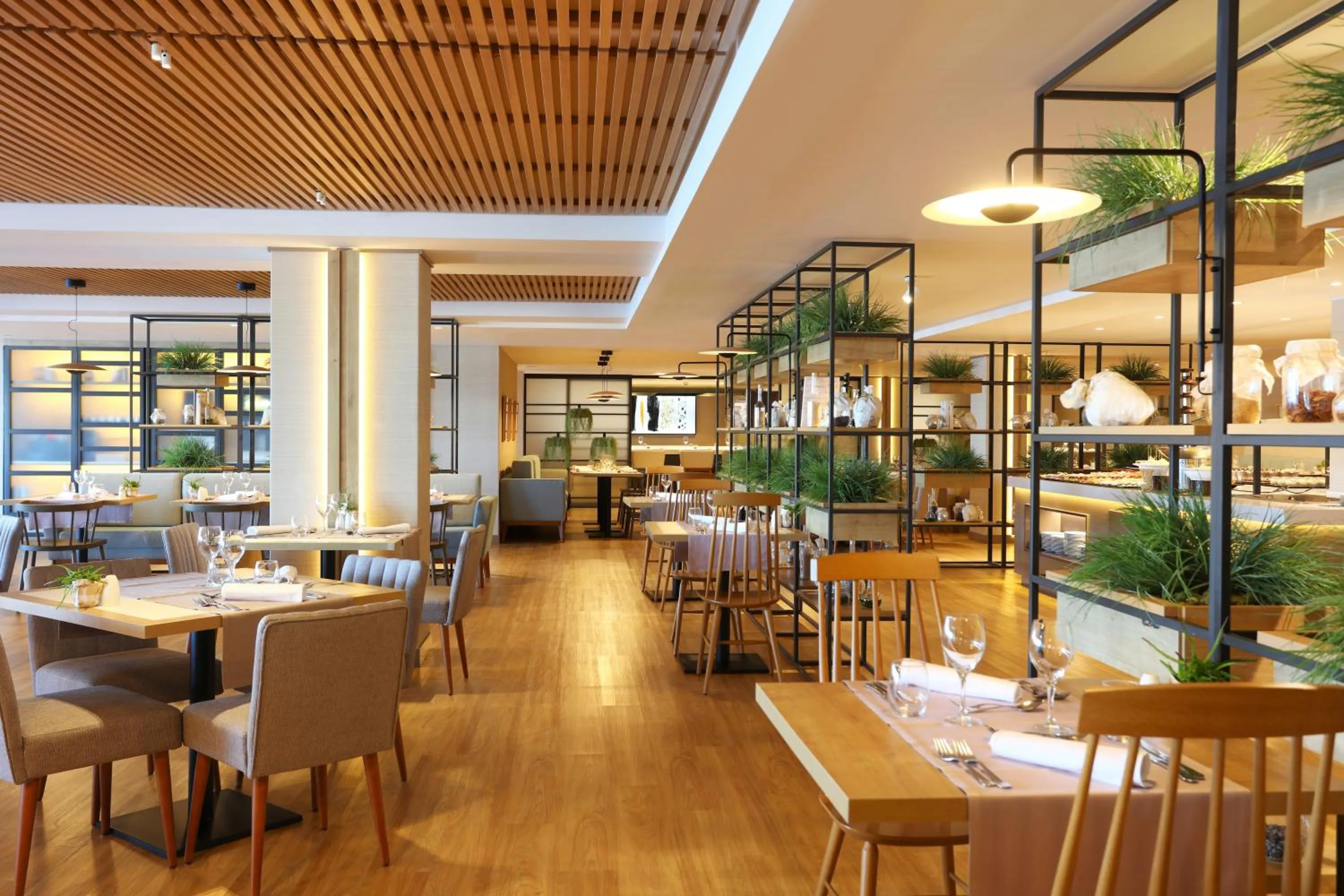 Restaurant/places to eat in Iberostar Selection Jardín del Sol Suites - Adults Only