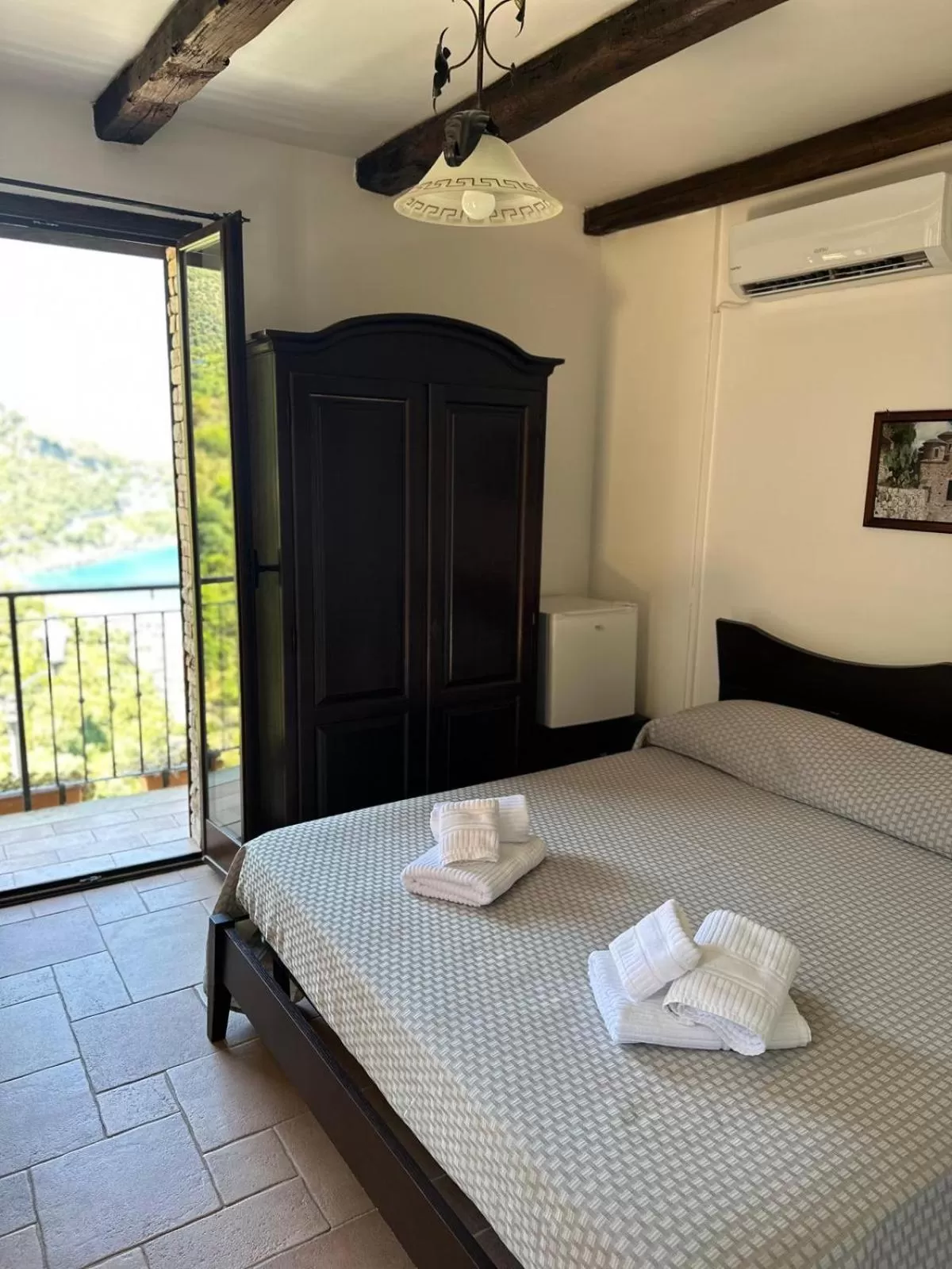 Balcony/Terrace, Bed in B&B La Bastia
