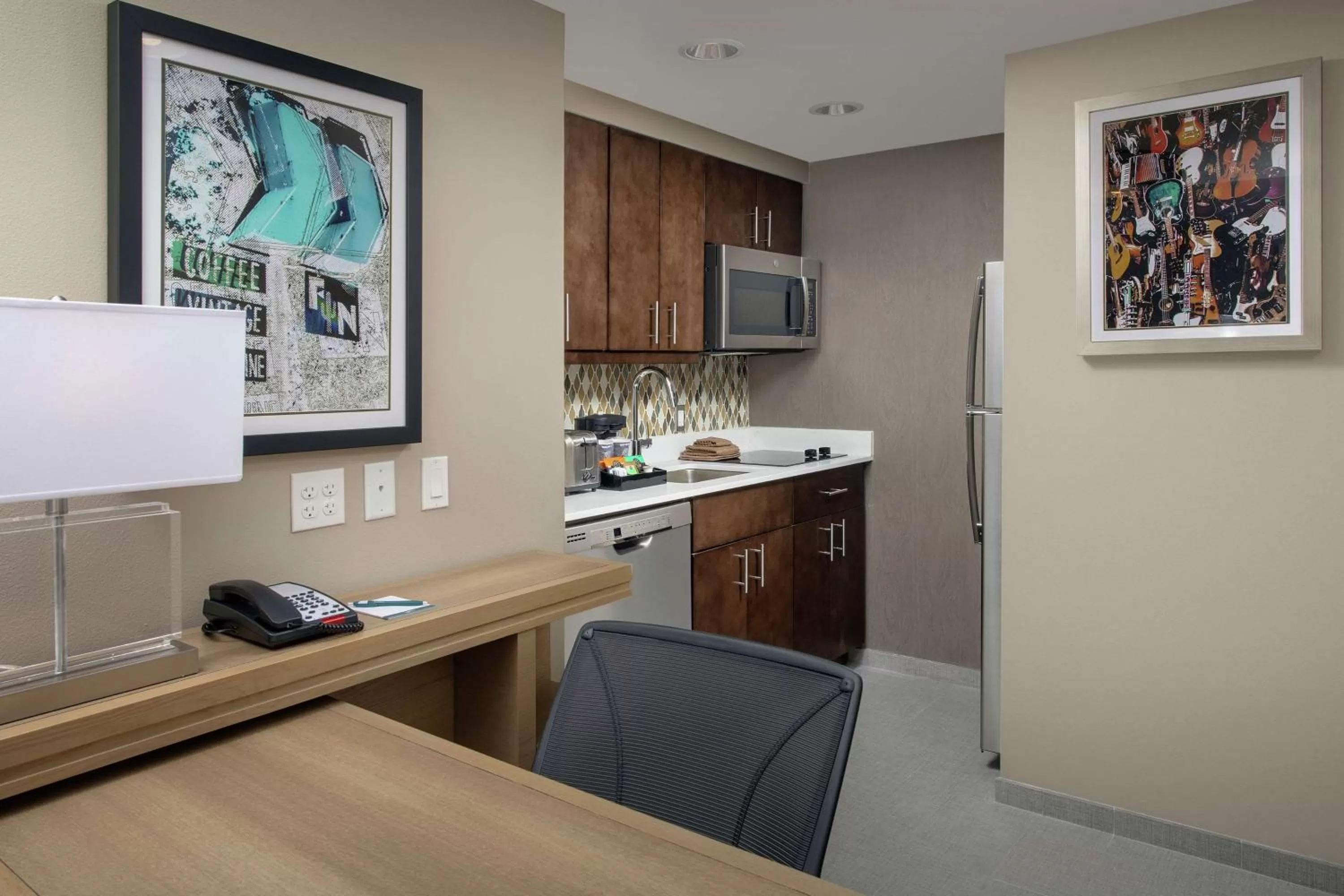 Coffee/tea facilities in Homewood Suites by Hilton Austin Downtown