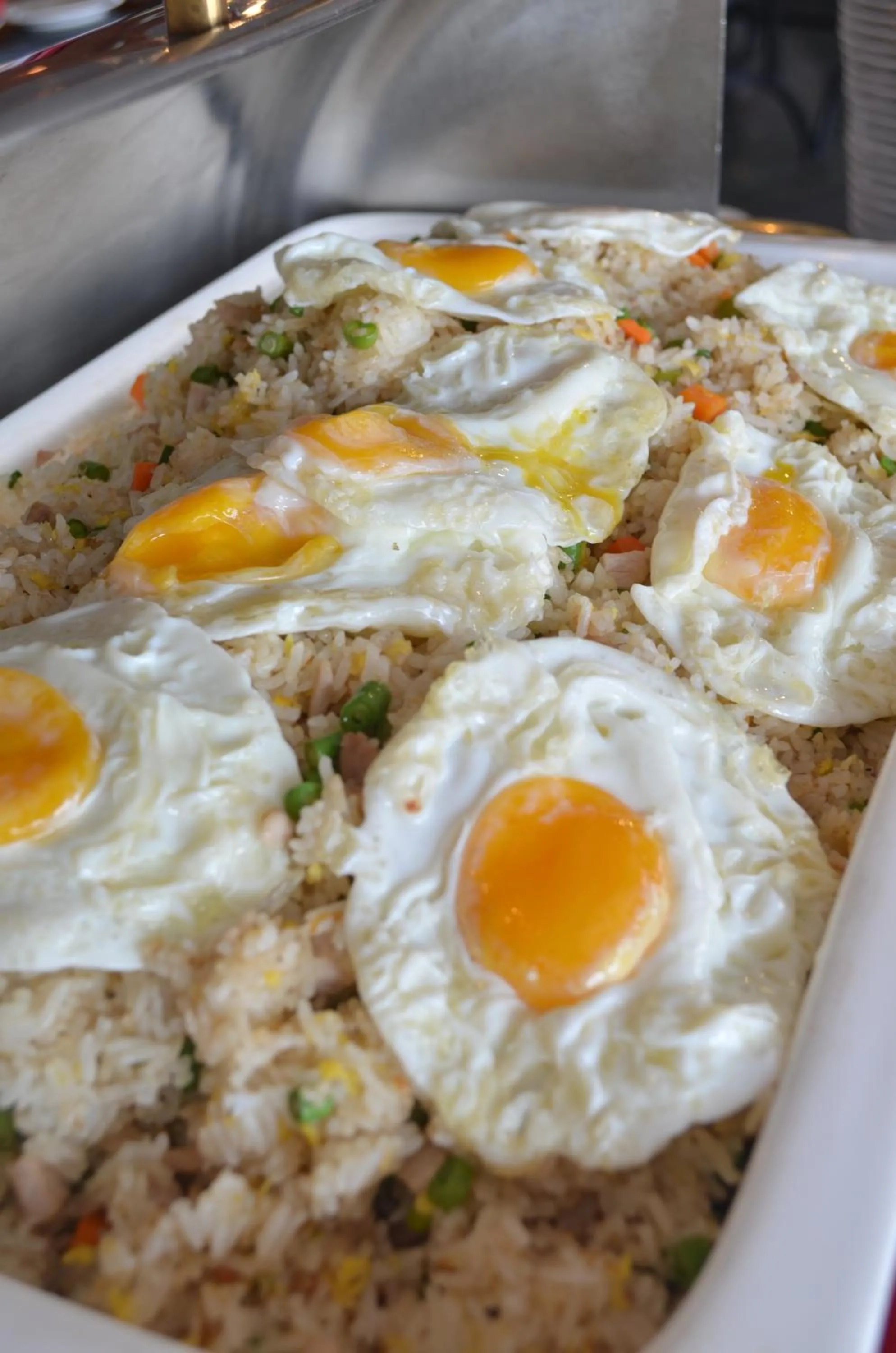 Food and drinks in Hotel Cambodiana