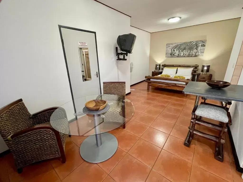 Double Room in Bushbabies-Inn Self-Catering Accommodation Double Room in Bushbabies-Inn Self-Catering Accommodation
