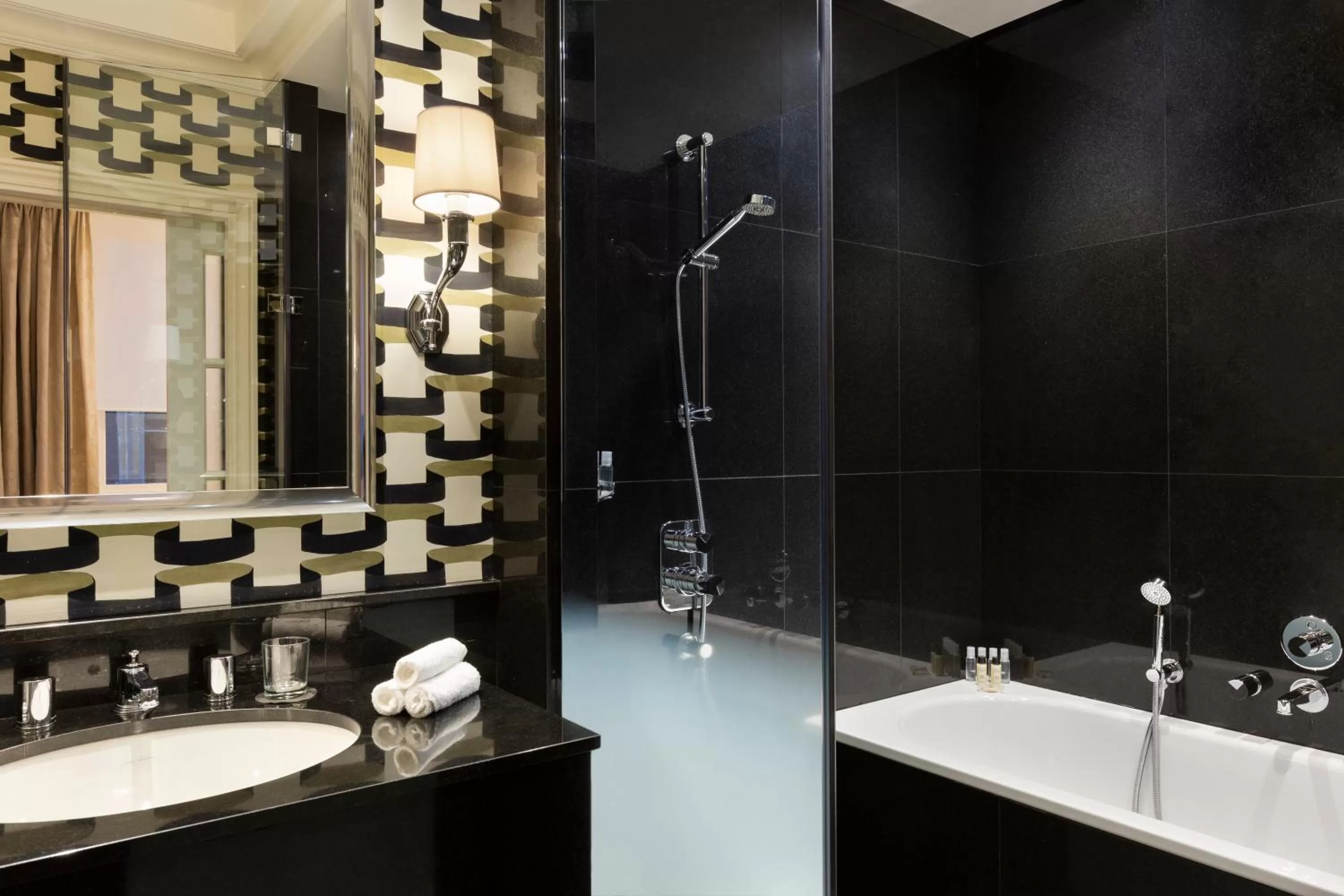 Bathroom in Hôtel Keppler