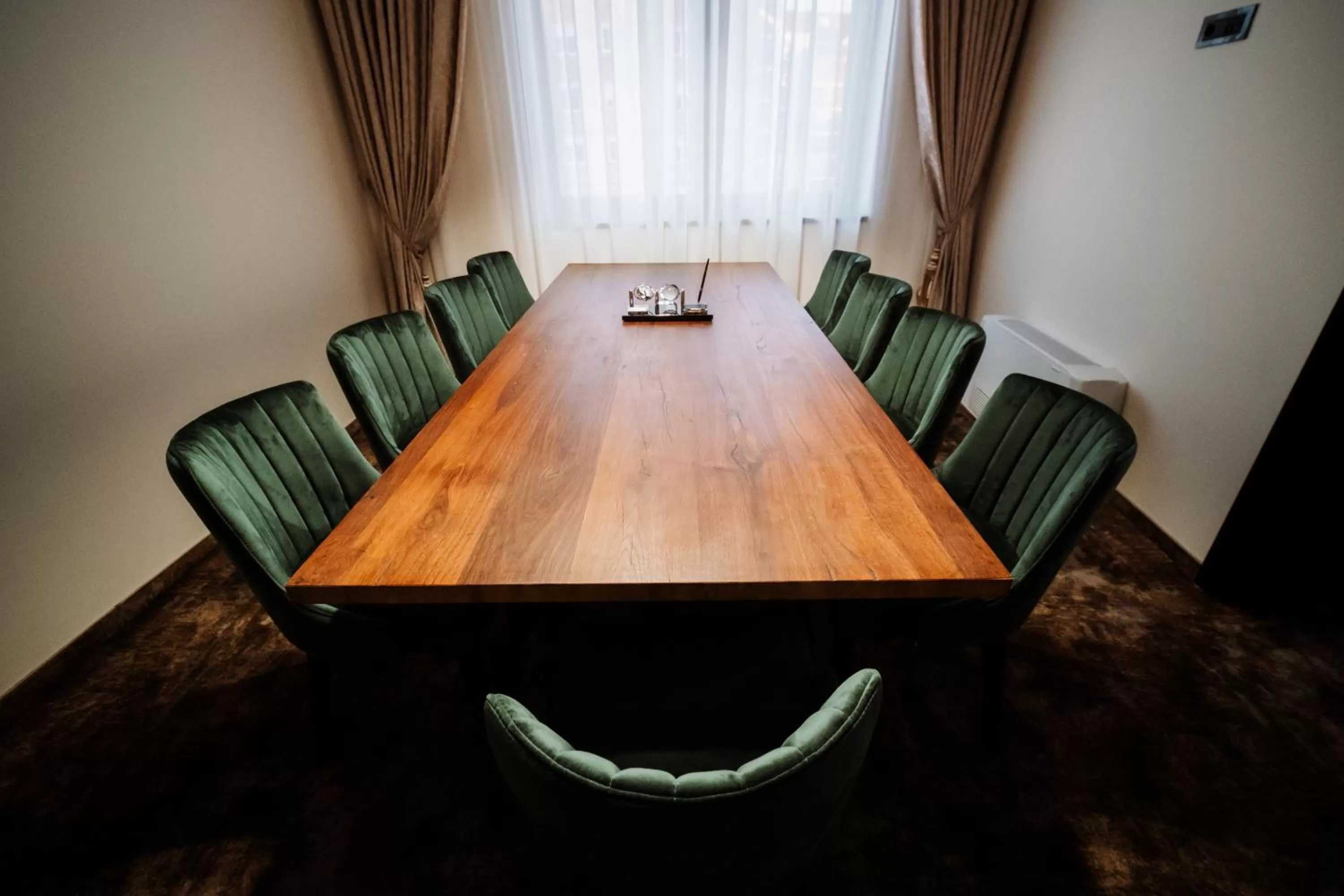 TV and multimedia, Dining Area in Hotel Barcode Wellness & Spa