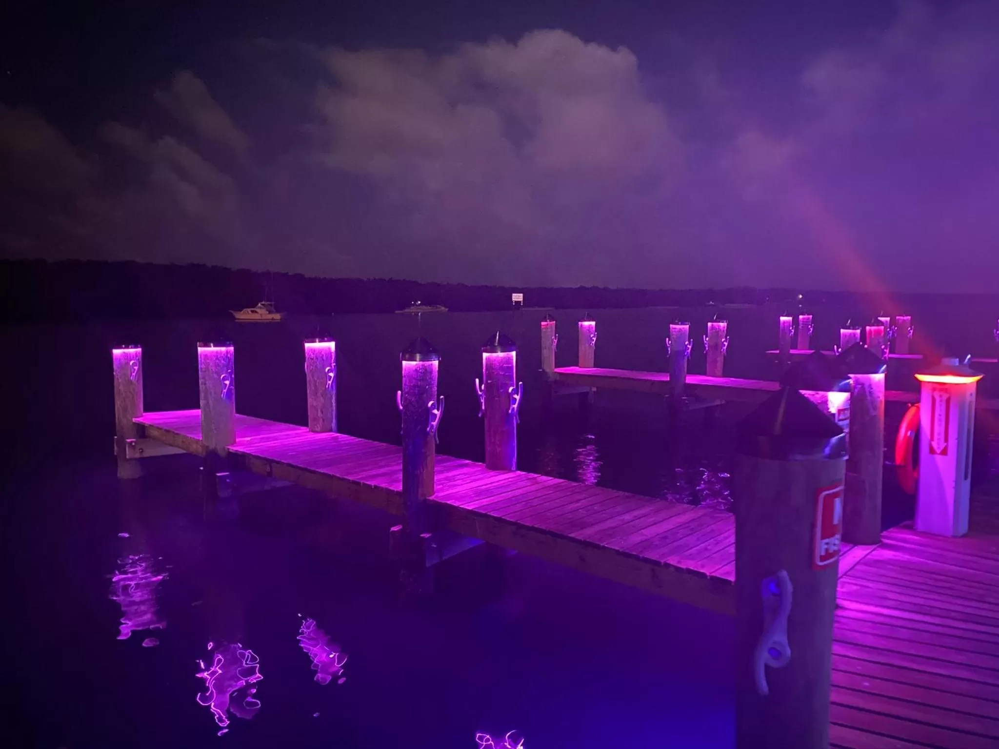 Night in Gilbert's Resort