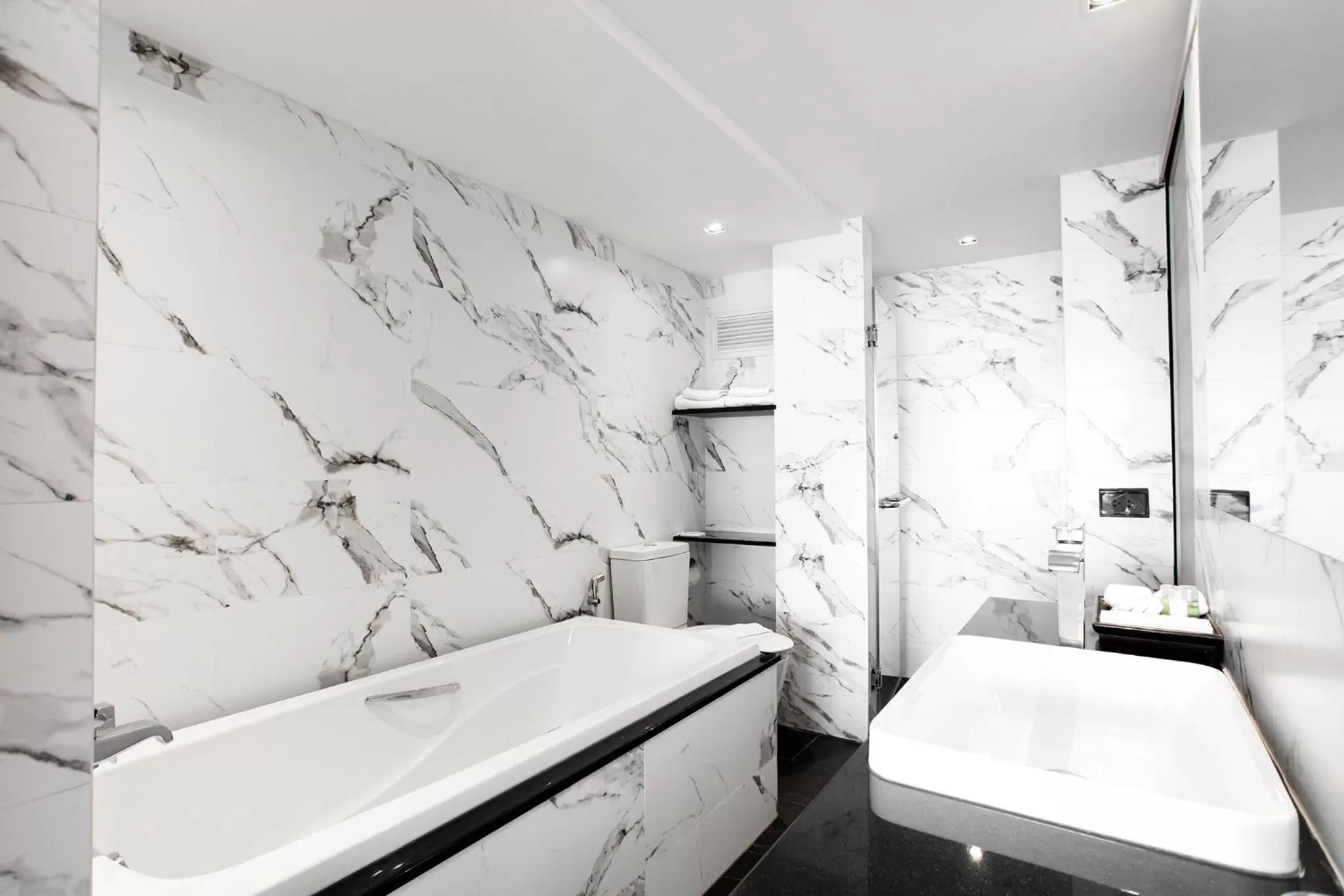 Bathroom in Methavalai Hotel