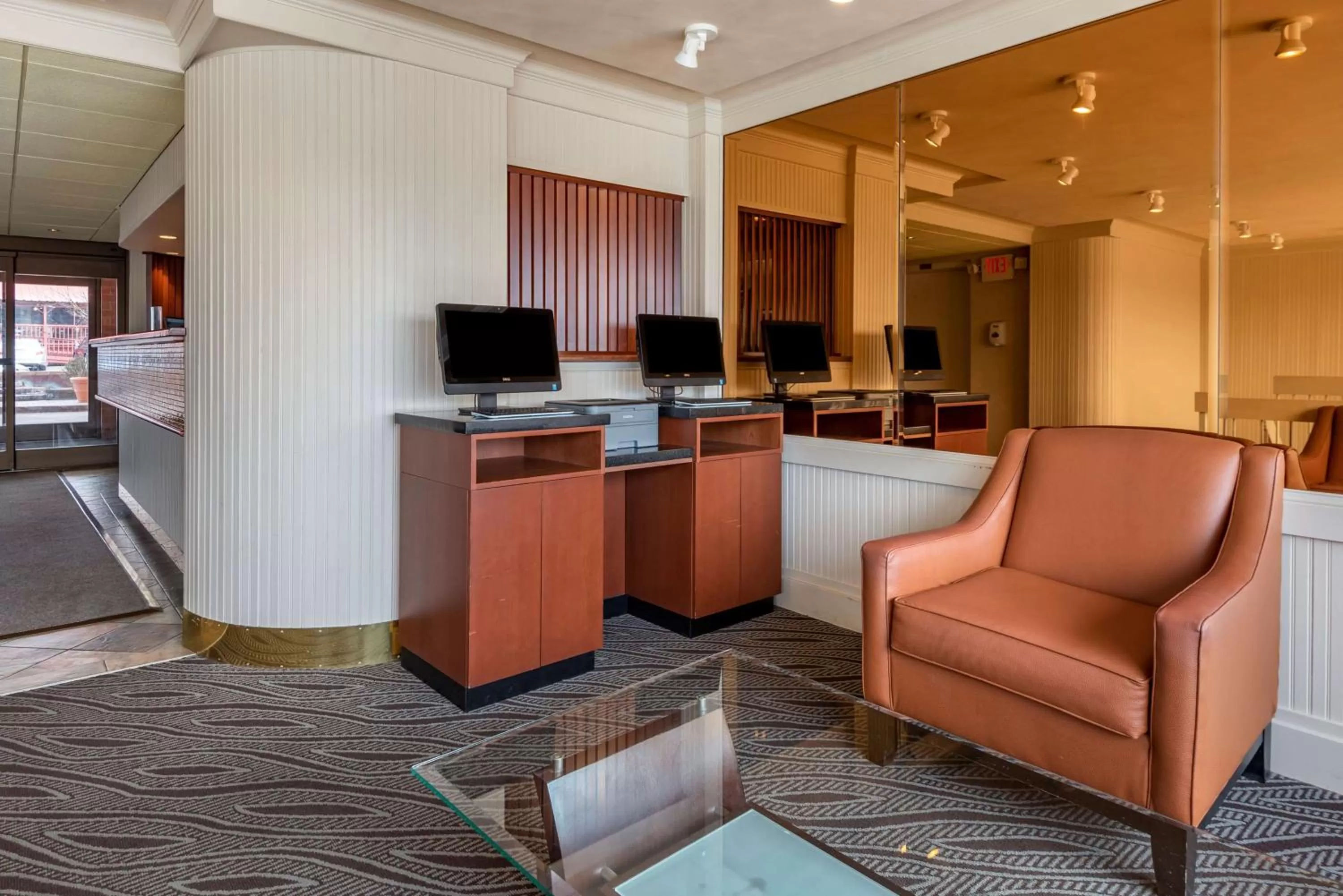Business facilities in Best Western Plus Oswego Hotel and Conference Center