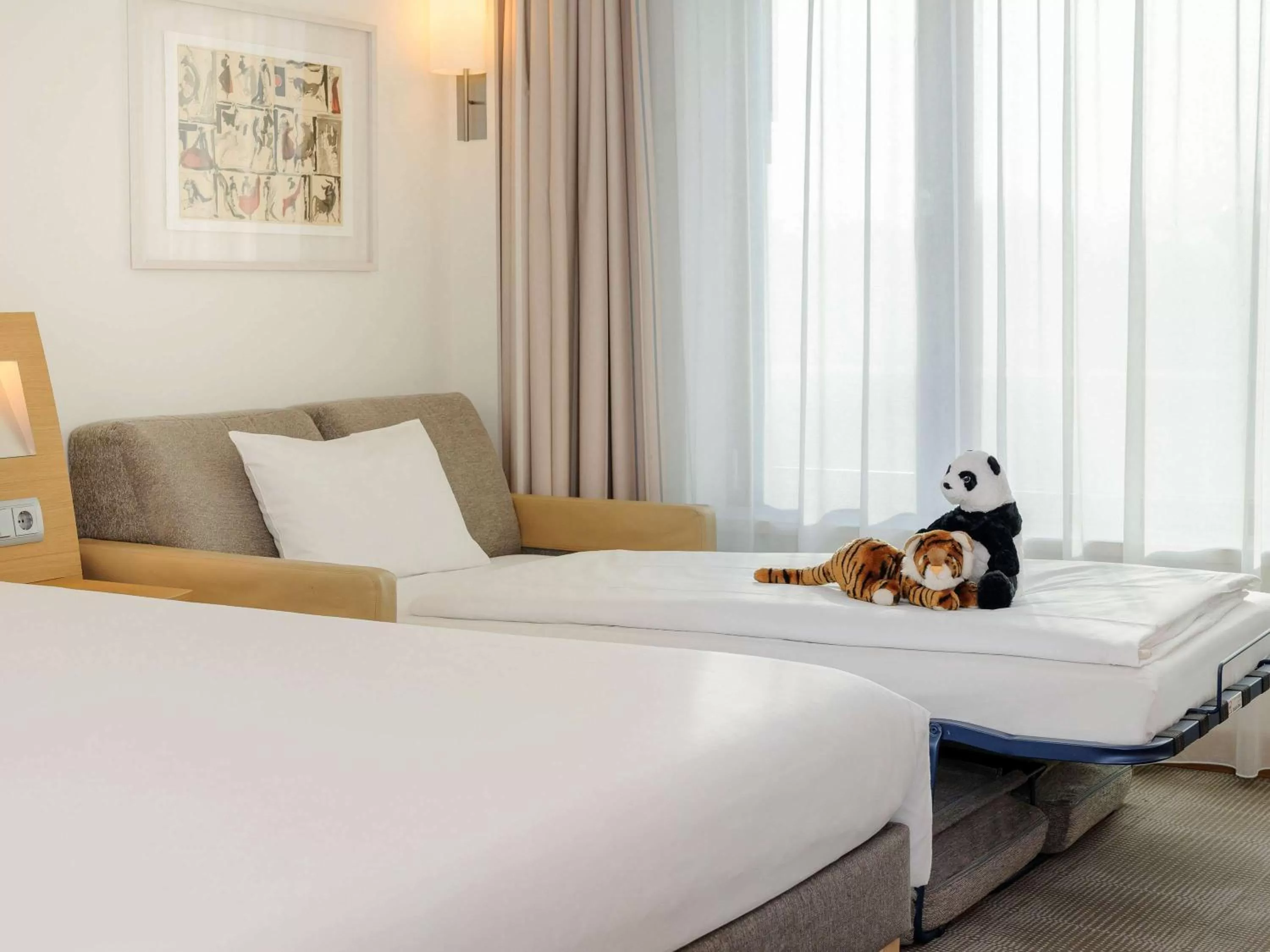 Other, Bed in Novotel Berlin Am Tiergarten